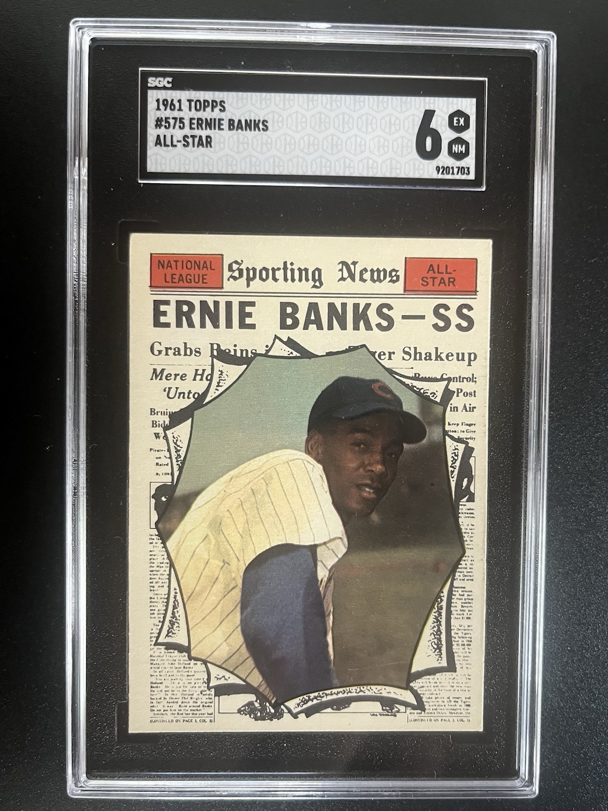 1961 Topps – High # All-Star Ernie Banks #575 HOF No Creases/Surface Issues