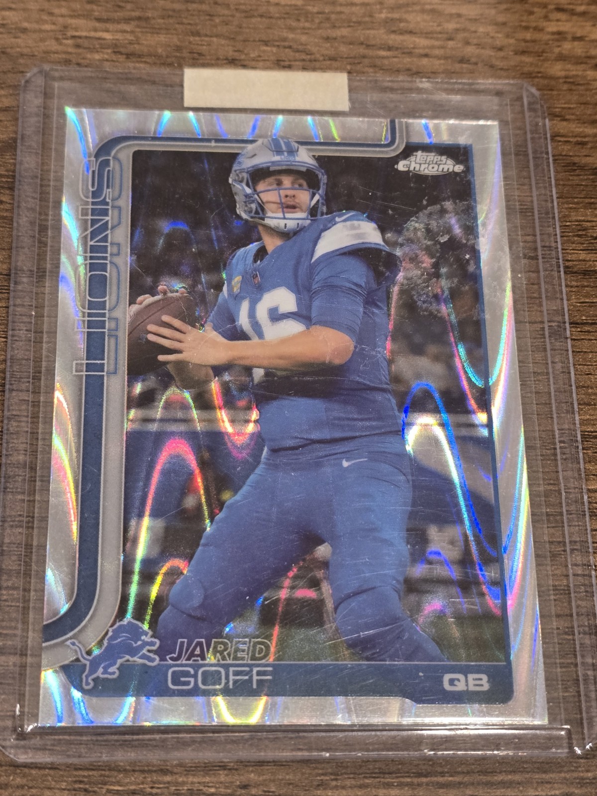 Topps Chrome Jared Goff Detroit Lions 2023 Football Card #102 Raywave Refractor