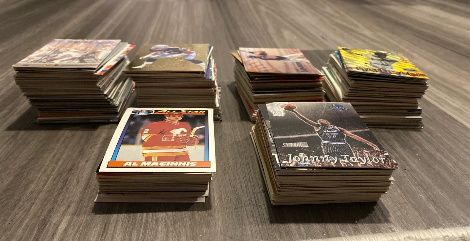 80s N 90s Mix of Sports Cards Baseball Football Basketball Hockey Over 400 Cards