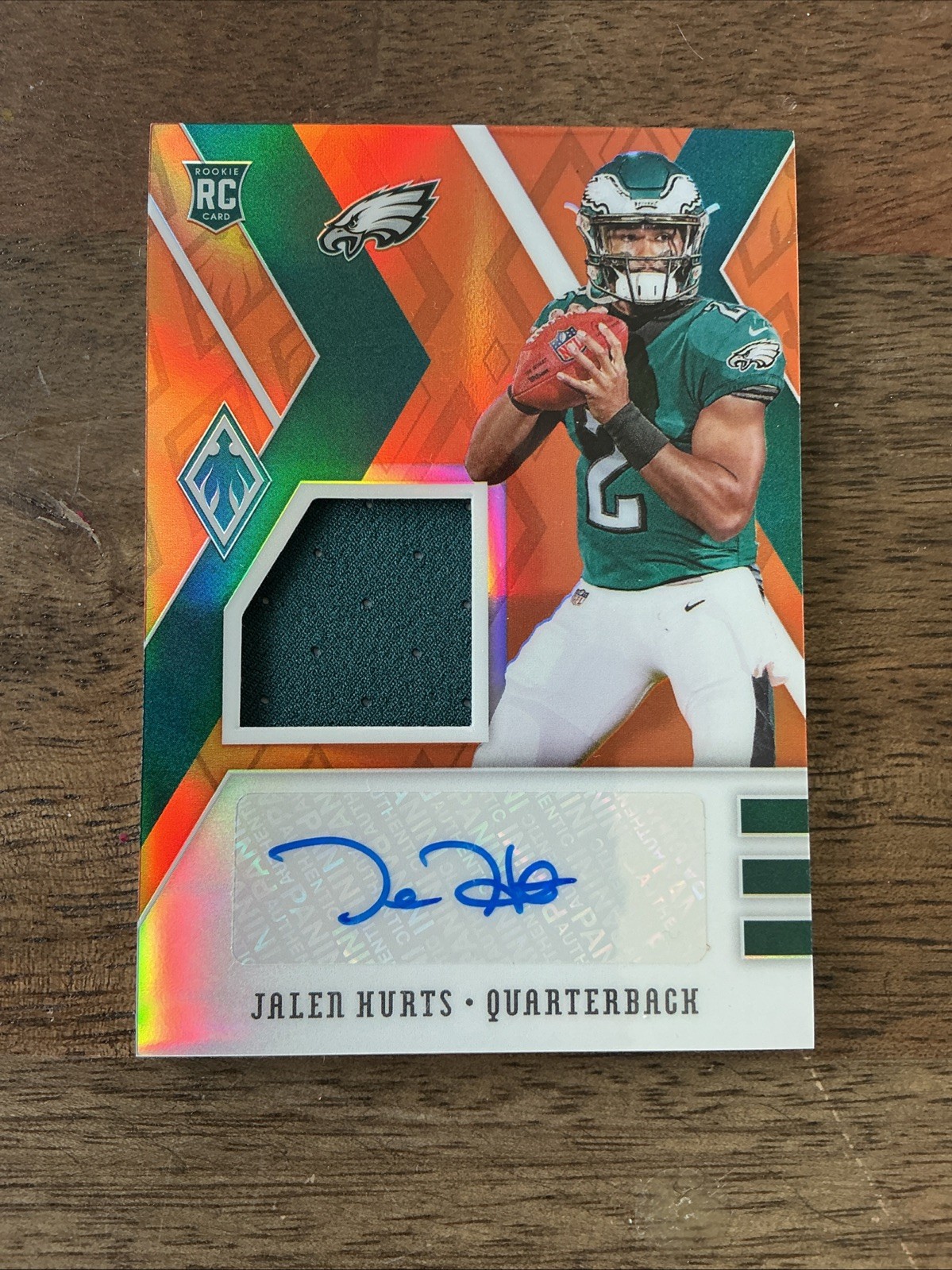 Jalen Hurts 2020 Panini Phoenix Orange Prizm /50 Rookie Patch Auto Eagles
