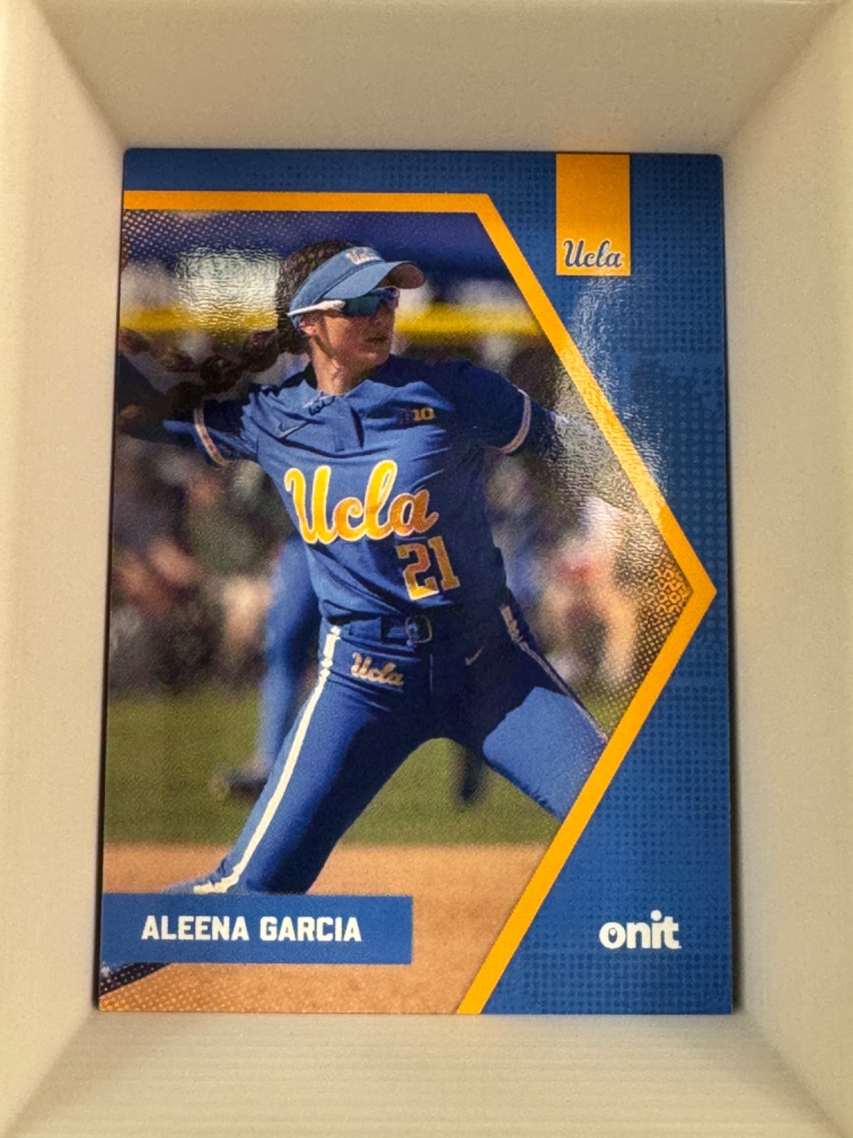 2026 UCLA Bruins Softball Onit Trading Card Base, Inset & Variation