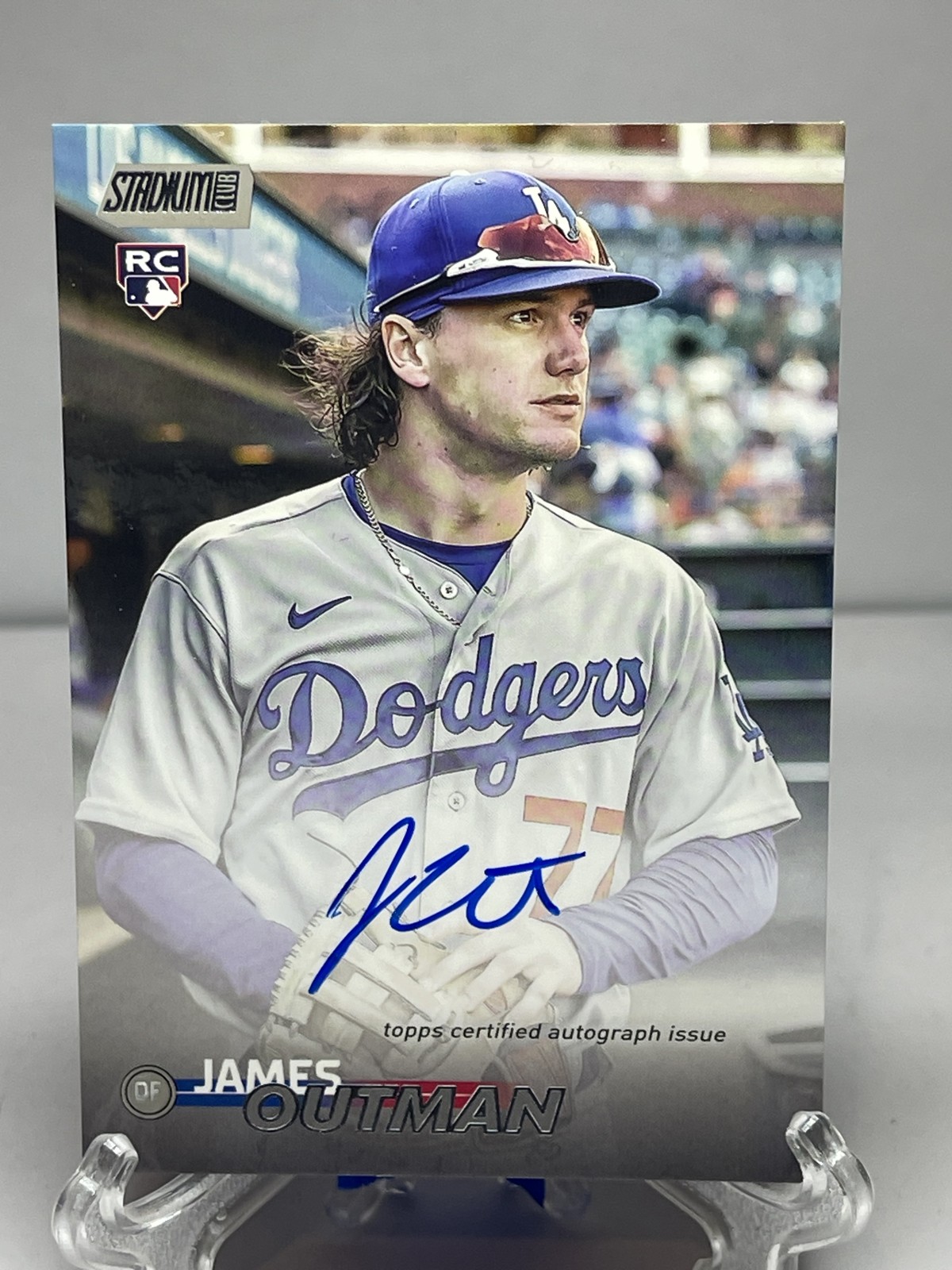 2023 Topps Stadium Club – Autographs James Outman #SCBA-JO (AU, RC)