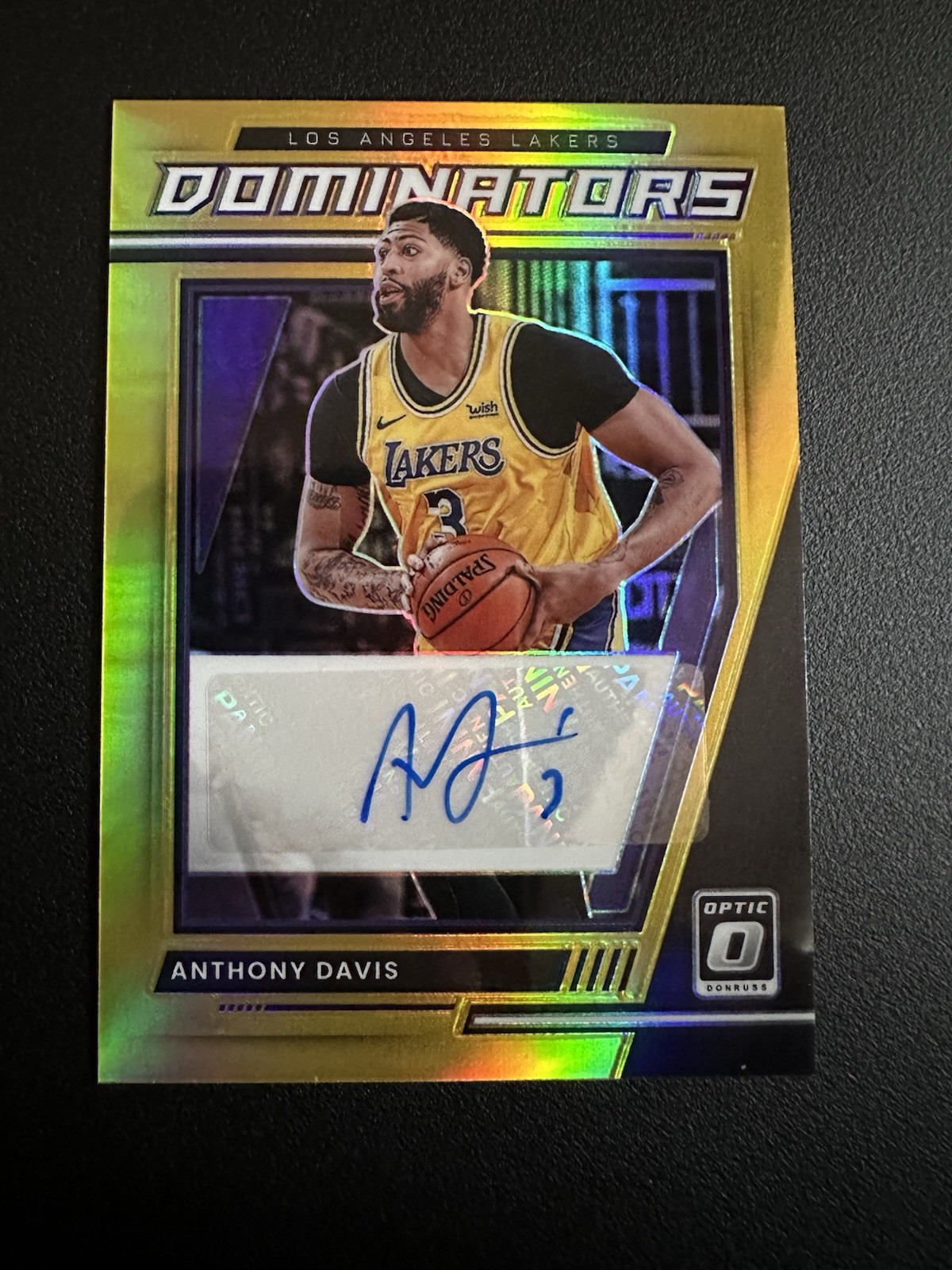 2021-22 Panini Donruss Optic Basketball Anthony Davis Gold Parallel Auto /10 AD