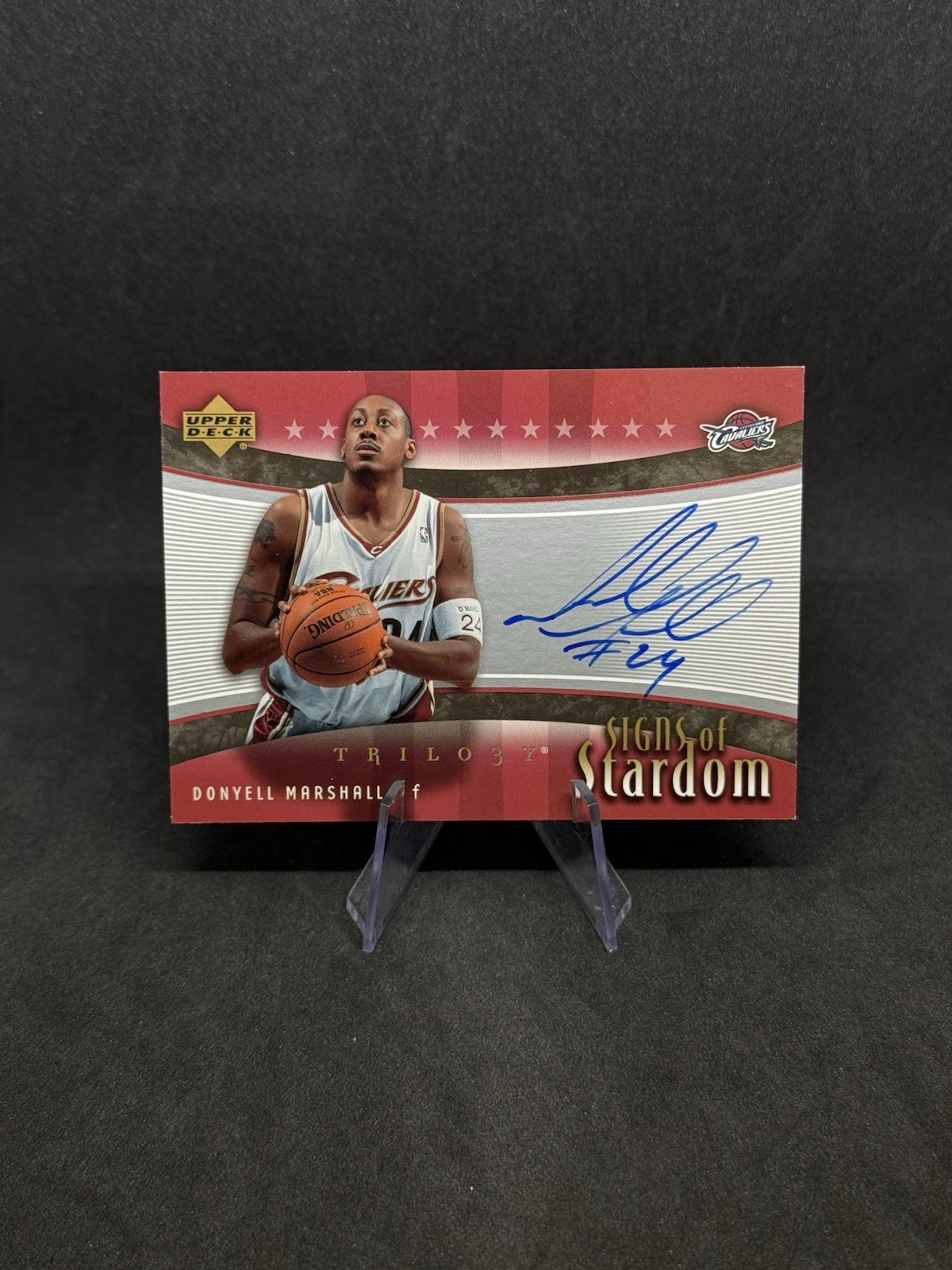2005-06 Upper Deck Trilogy DONYELL MARSHALL Signs of Stardom AUTO #SS-DM