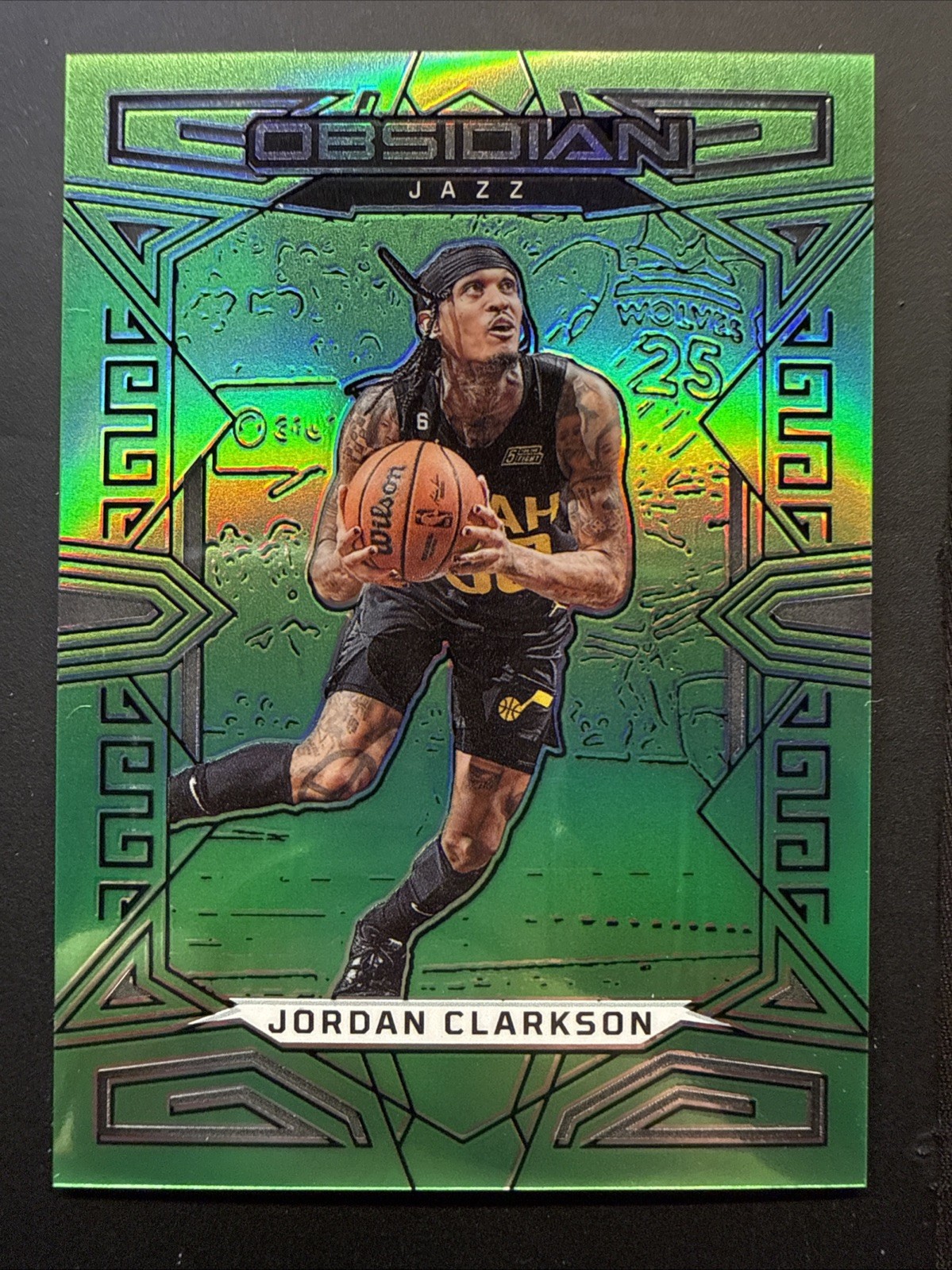 Jordan Clarkson 2022-23 Panini Obsidian Basketball Green Flood Prizm /25 #43