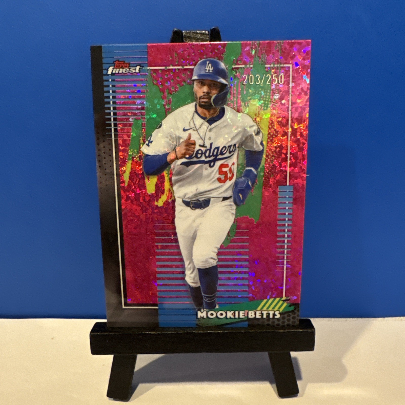 2026 Topps Finest – Common Mookie Betts #45 Pink Mini Diamonds Refractor /250