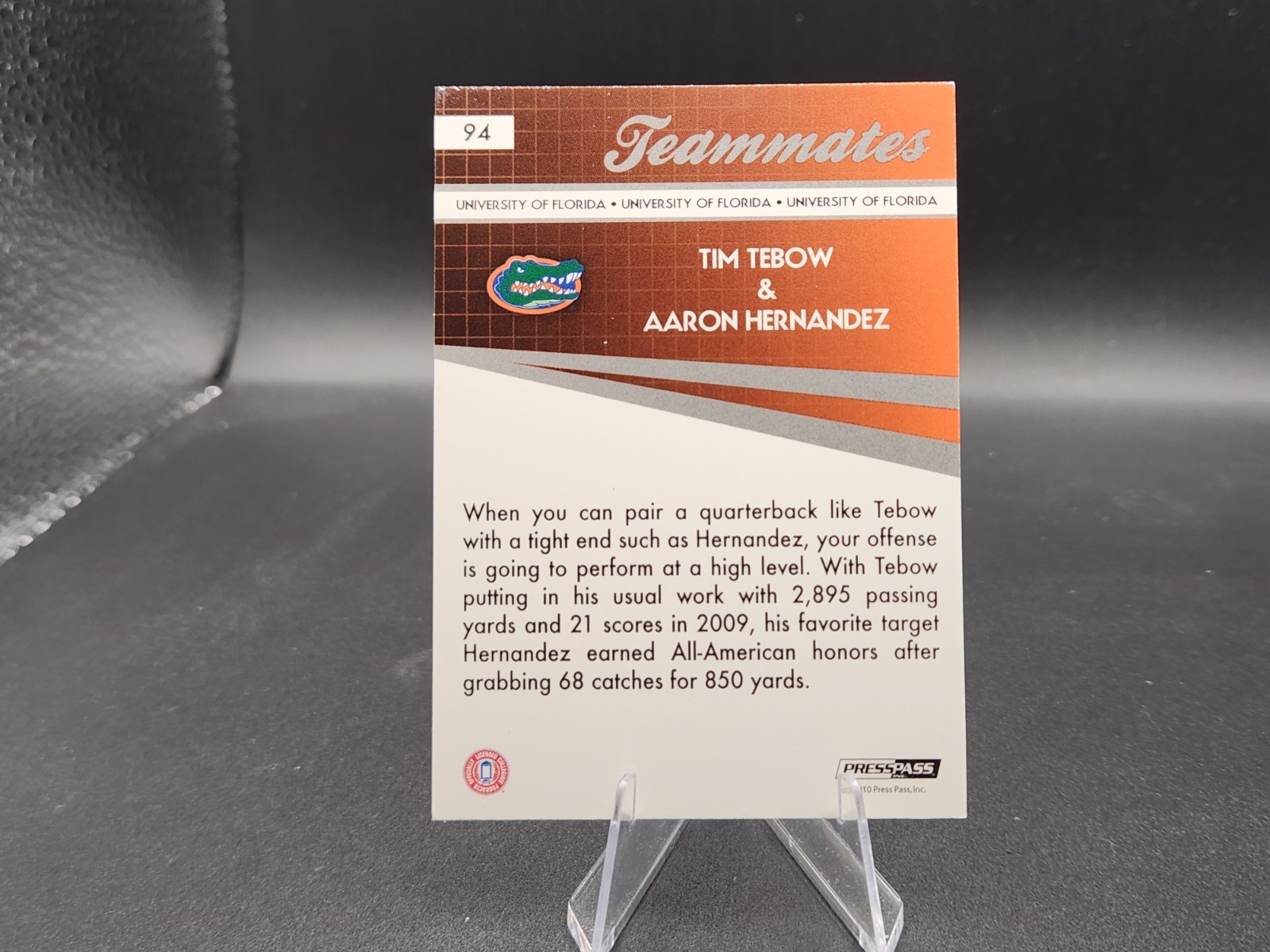 2010 Press Pass – Teammates Tim Tebow, Aaron Hernandez #94 (RC) Florida Gators
