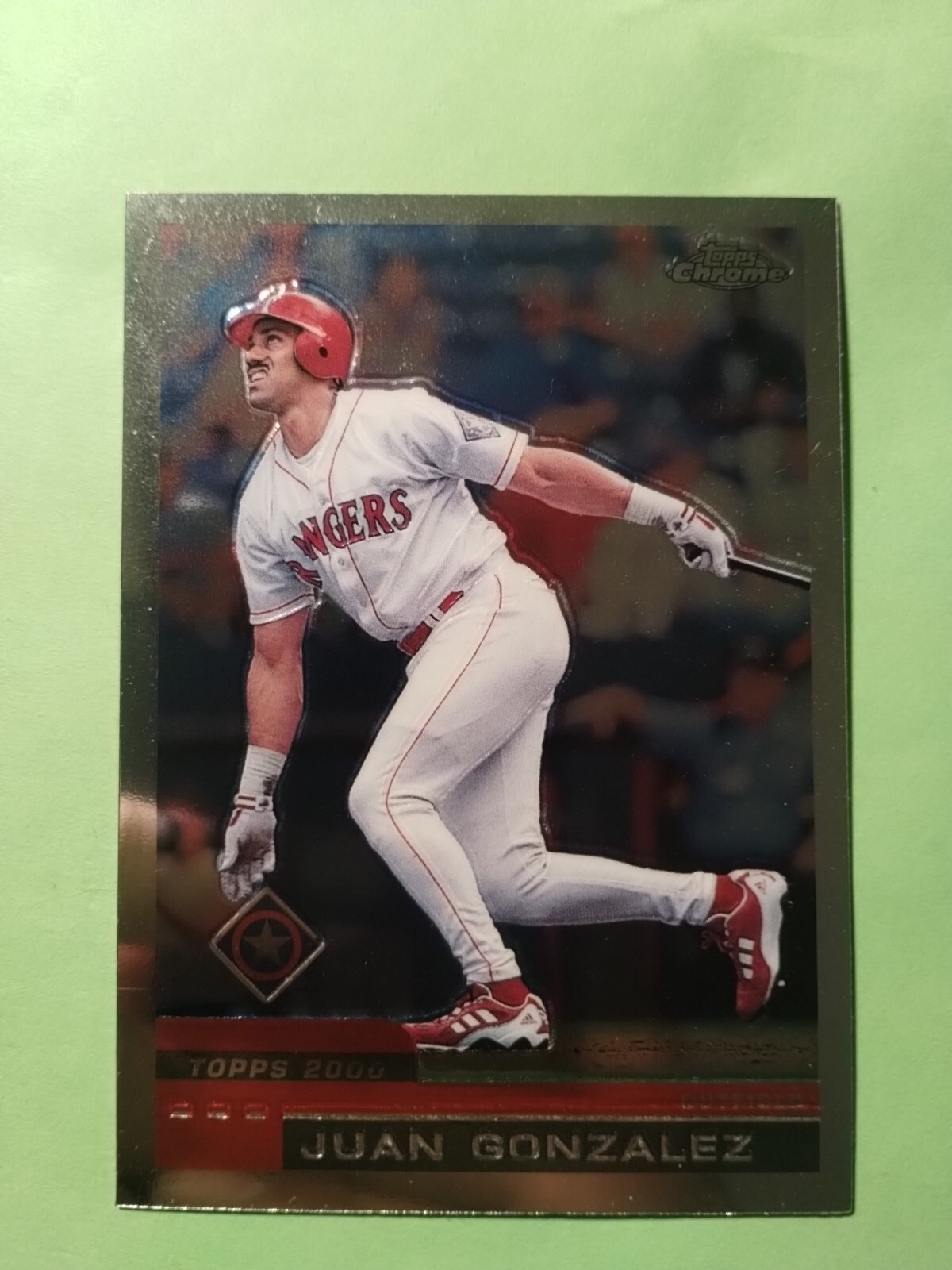 2000 Topps Chrome – #40 Juan González
