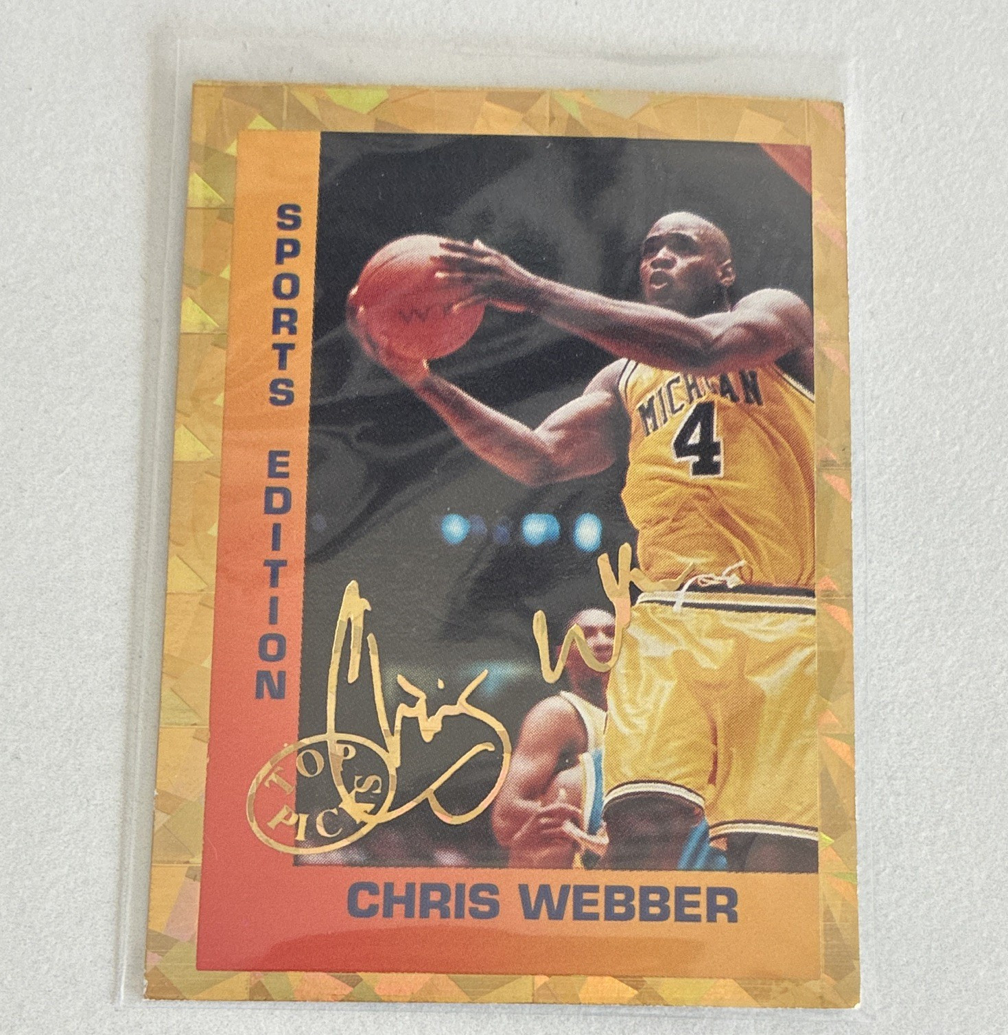 Classic Draft Picks 1993-94 Chris Webber Michigan RC Gold Autograph /9500