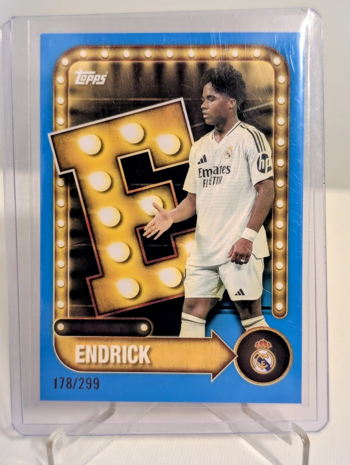 Endrick 🇧🇷 2025 Topps Real Madrid Collector Tin Name in lights Blue /299