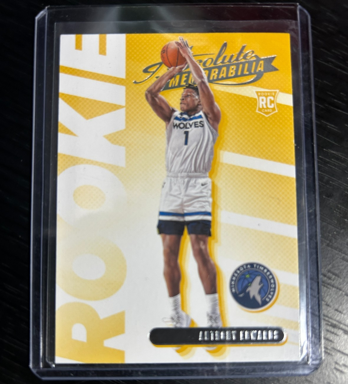 2020-21 Panini Absolute Memorabilia – Rookies Yellow Anthony Edwards #1 (RC)