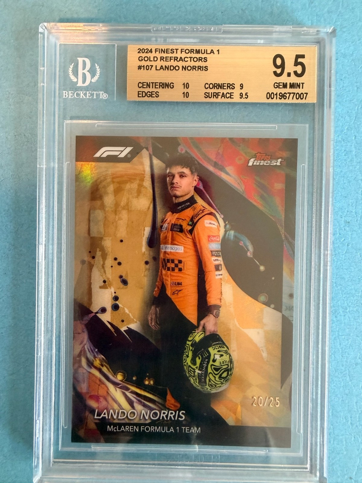 2024 Topps Finest #107- Lando Norris Gold Refractor /25 Graded 9.5