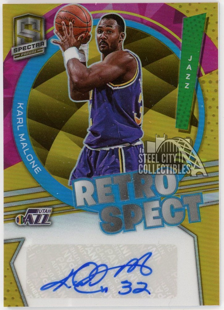 Karl Malone 2021-22 Panini Spectra Retrospect Gold Autograph Card #RSA-KML 8/10