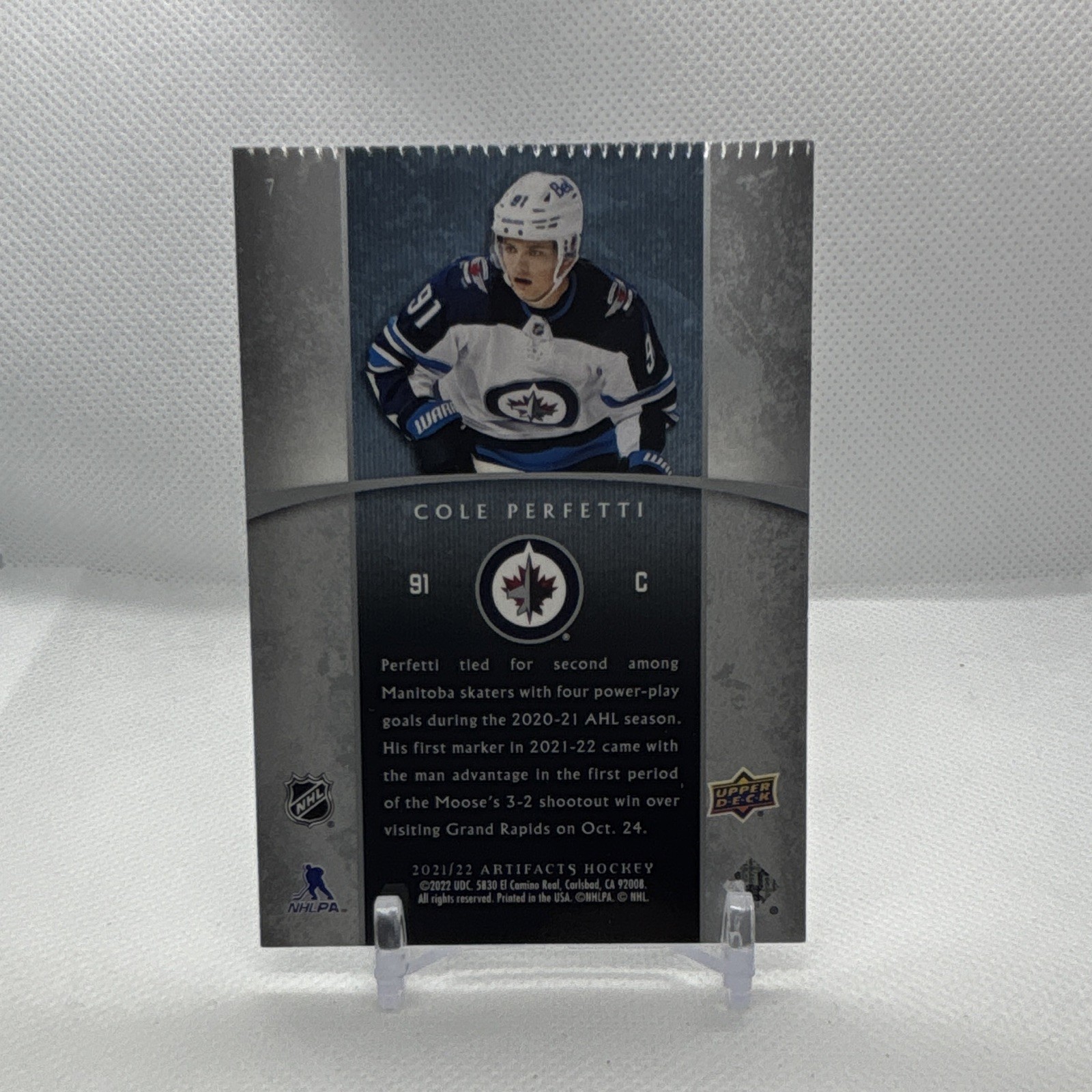 U.D Artifacts 2021-22 2005-06 Retro Rookies Cole Perfetti Jets #7 RC 665/999