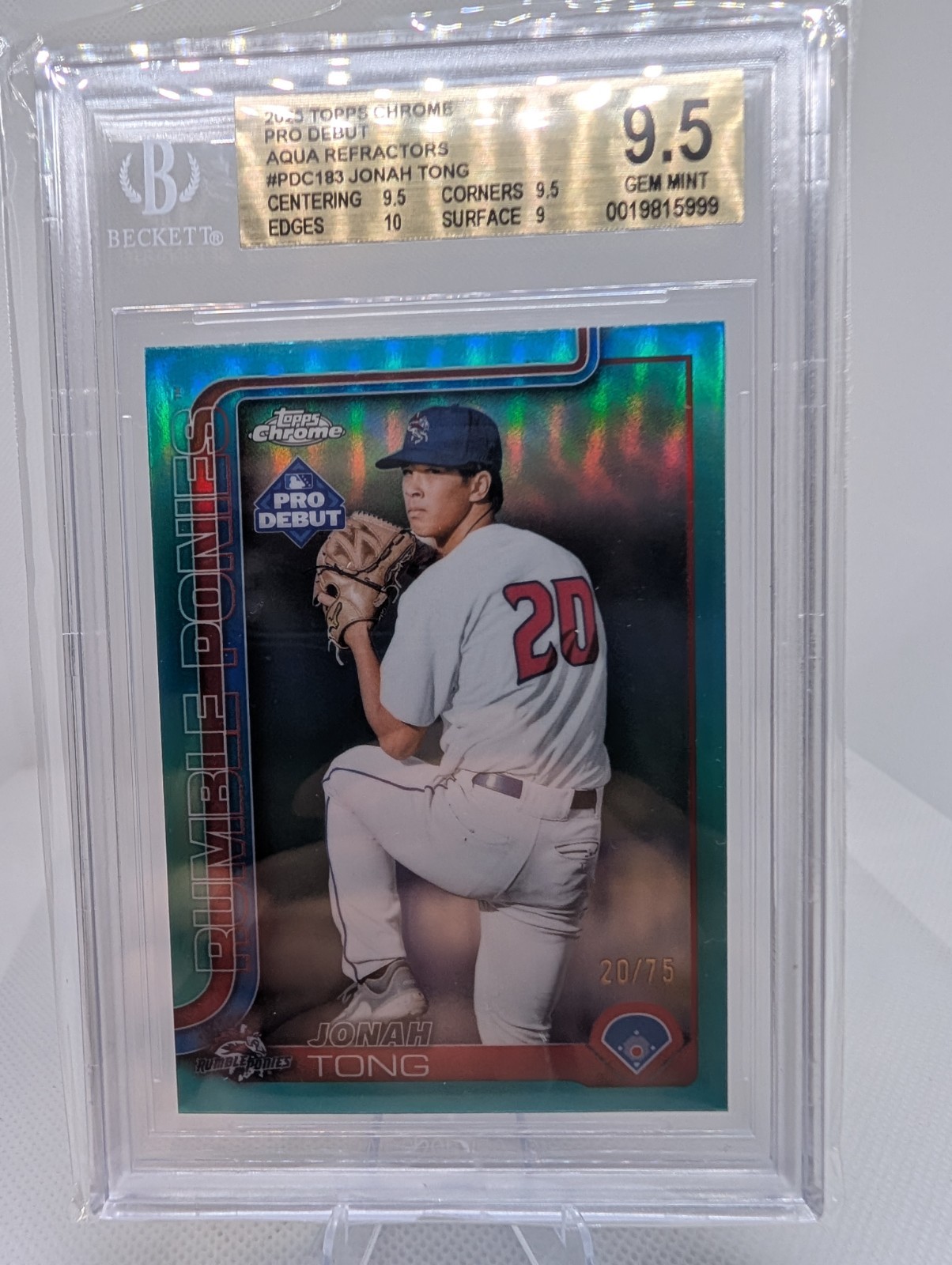 2025 Topps Pro Debut – Chrome Jonah Tong PDC-183 Aqua Refractor /75 (RC) BGS 9.5