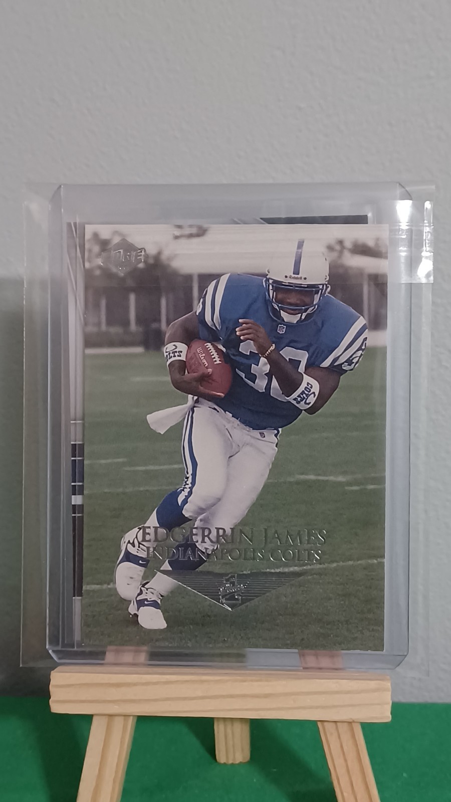 1999 Collector’s Edge First Place #170 Edgerrin James RC Indianapolis Colts