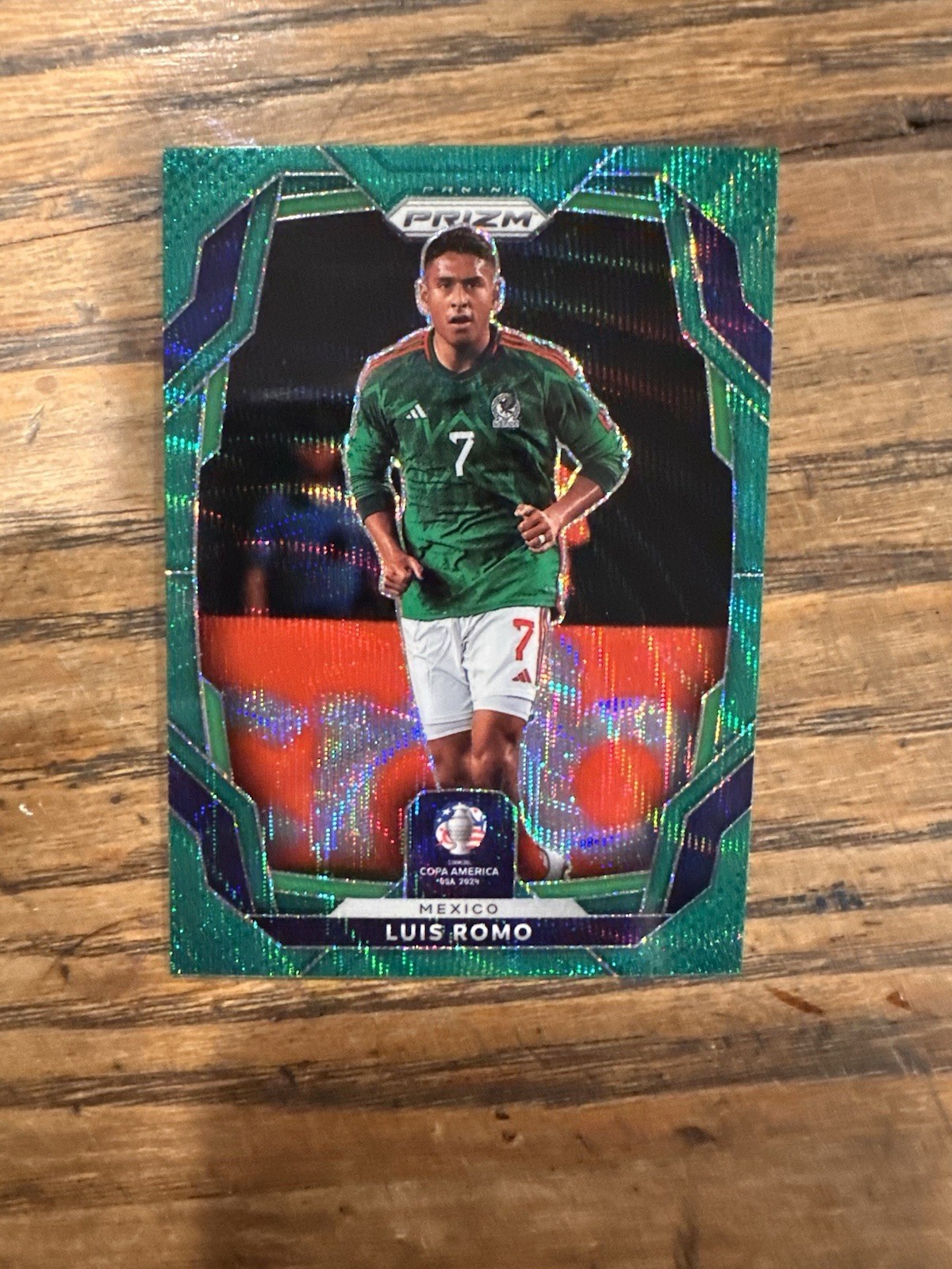 2024 Panini Prizm CONMEBOL Copa America – Luis Romo #134 Green Wave Prizm