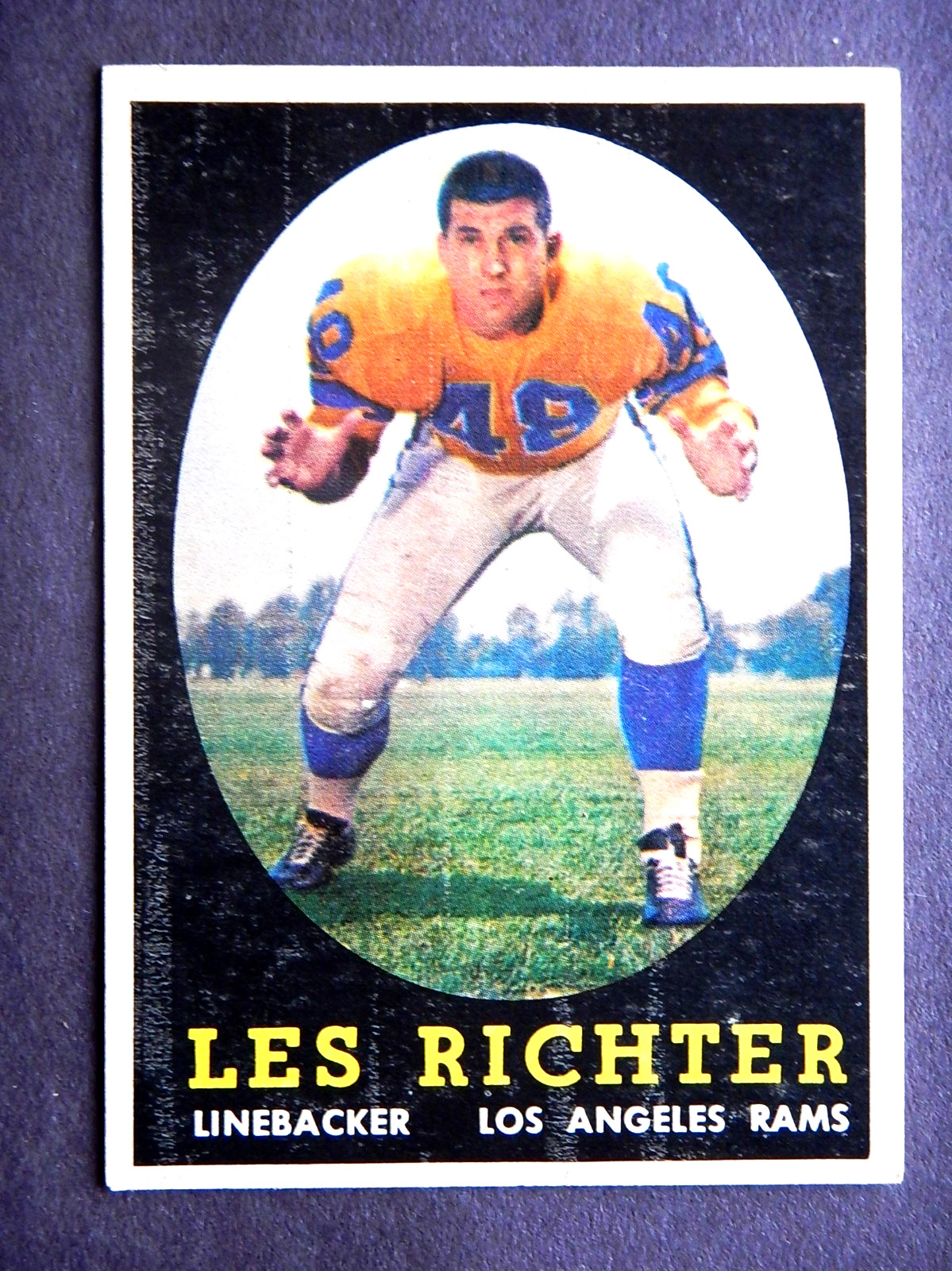 Les Richter #105 Topps 1958 Football Card (Los Angeles Rams)