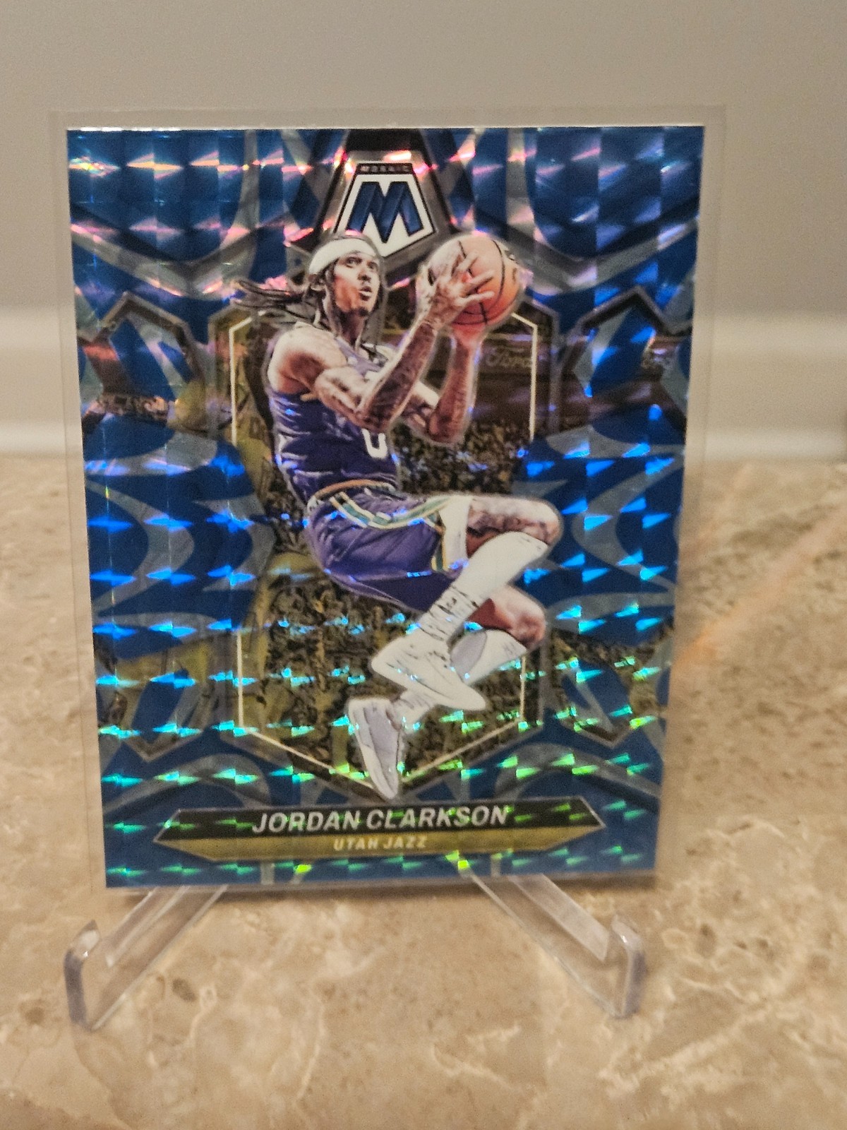 2023-24 Panini Mosaic #42 Jordan Clarkson Reactive Blue