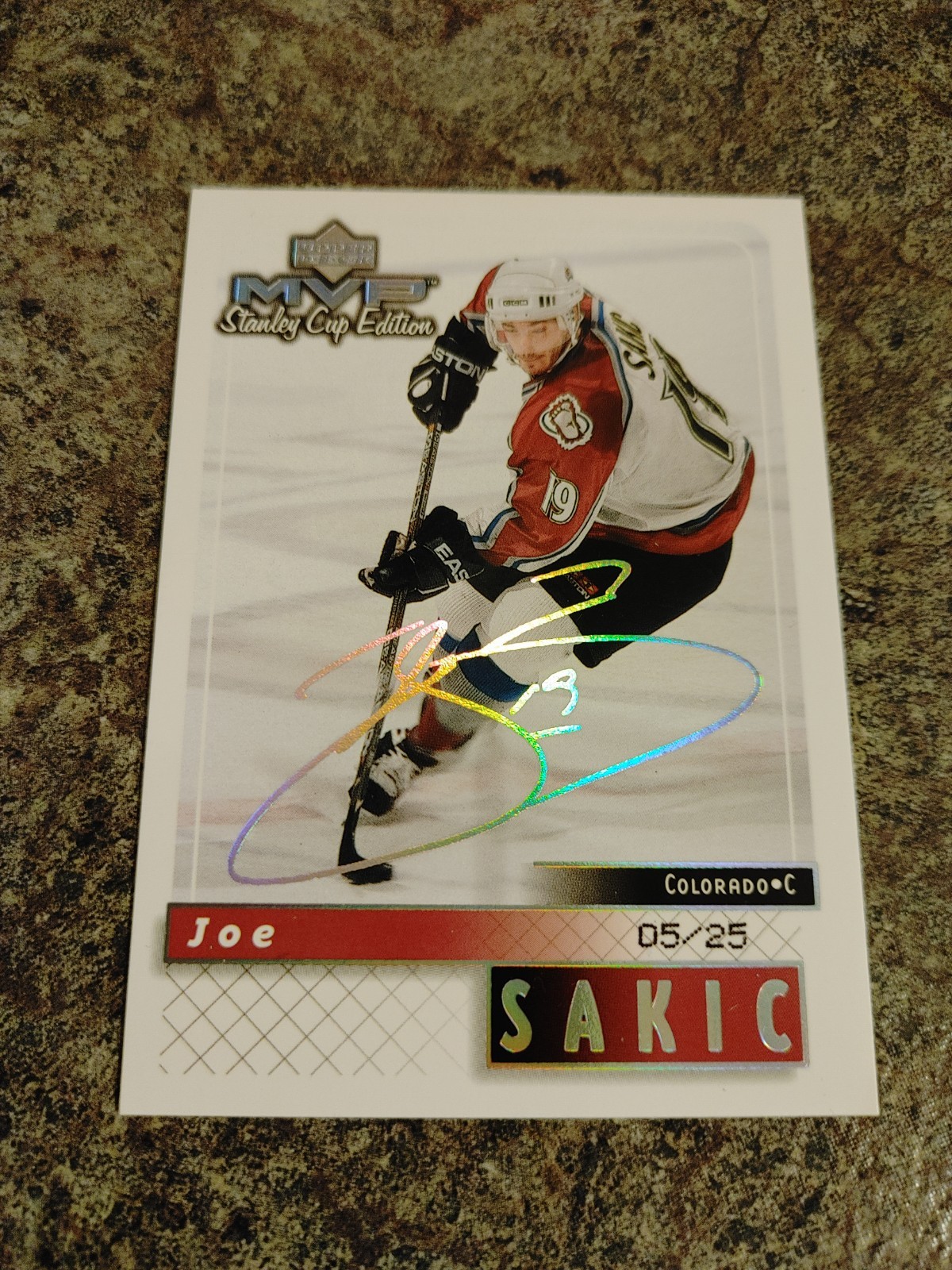 1999-00 UD MVP SCE Joe Sakic Super Script #/25 Avs RARE