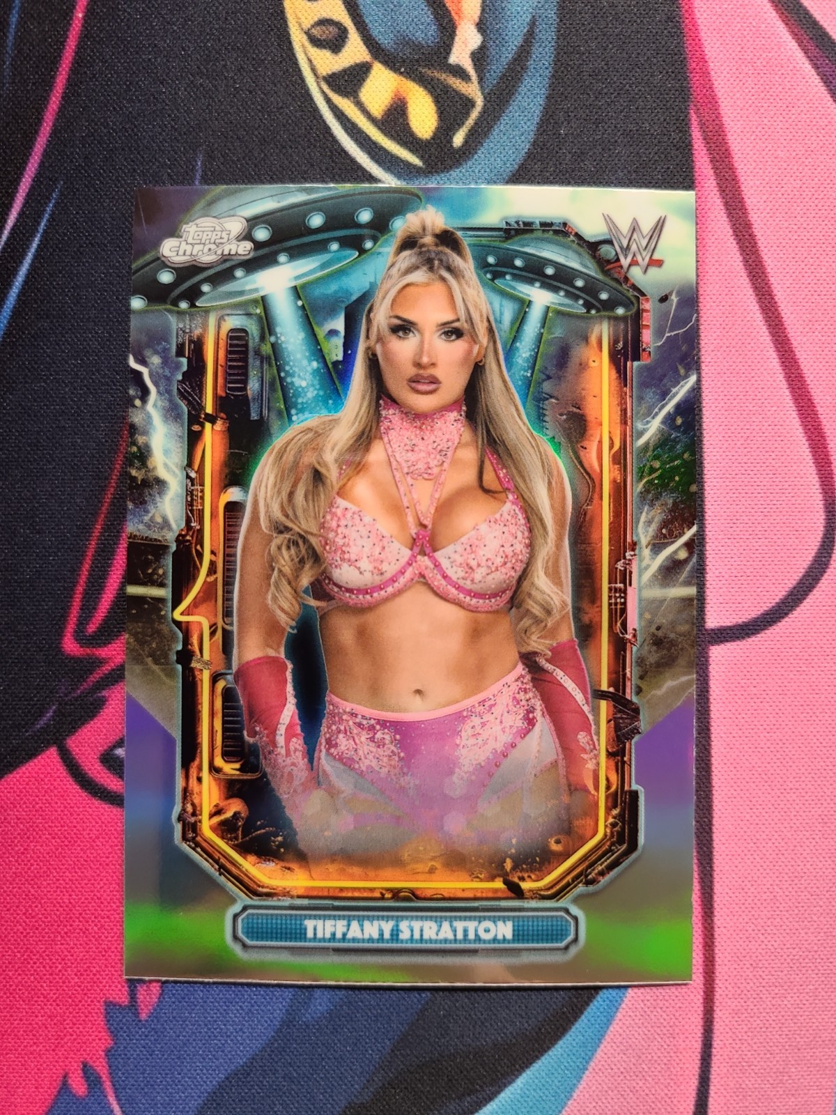 2026 Topps Chrome Cosmic WWE TIFFANY STRATTON #ET-9 Extraterrestrial Refractor🔥