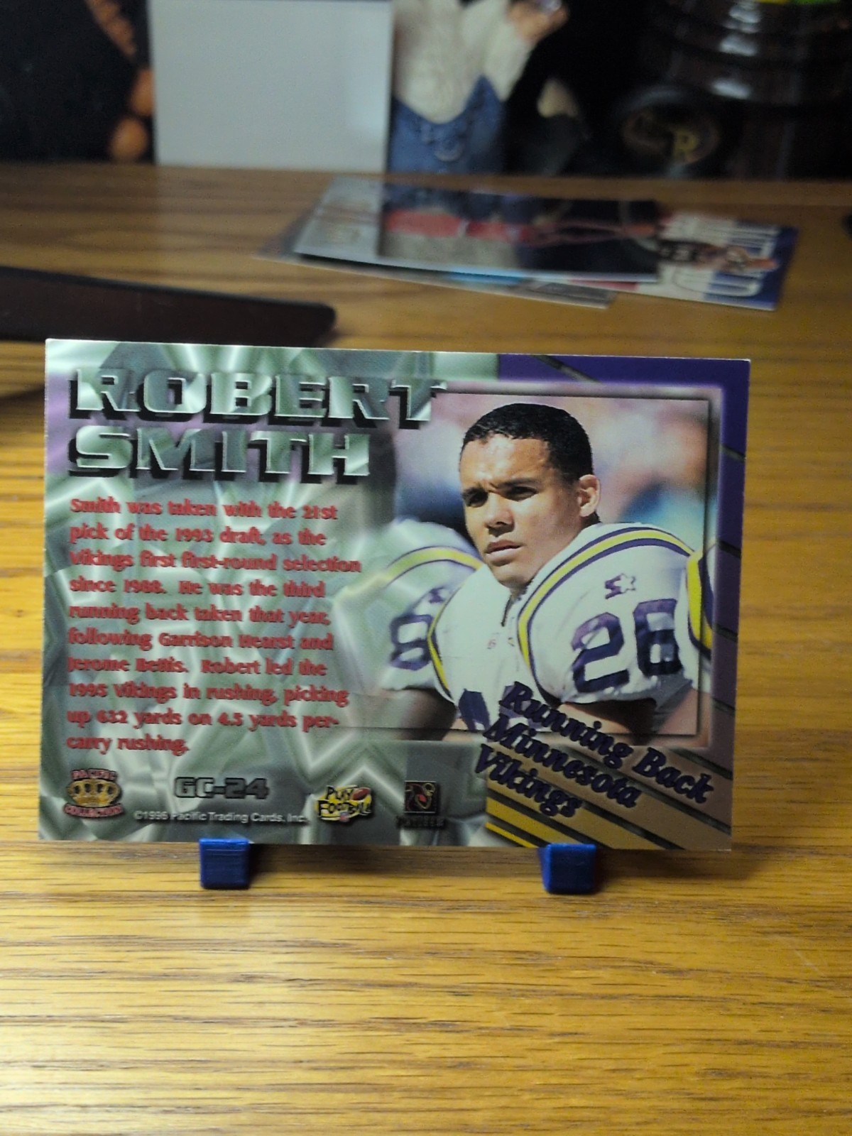 1996 Pacific Crown Collection – Gems of the Crown Robert Smith #GC-24