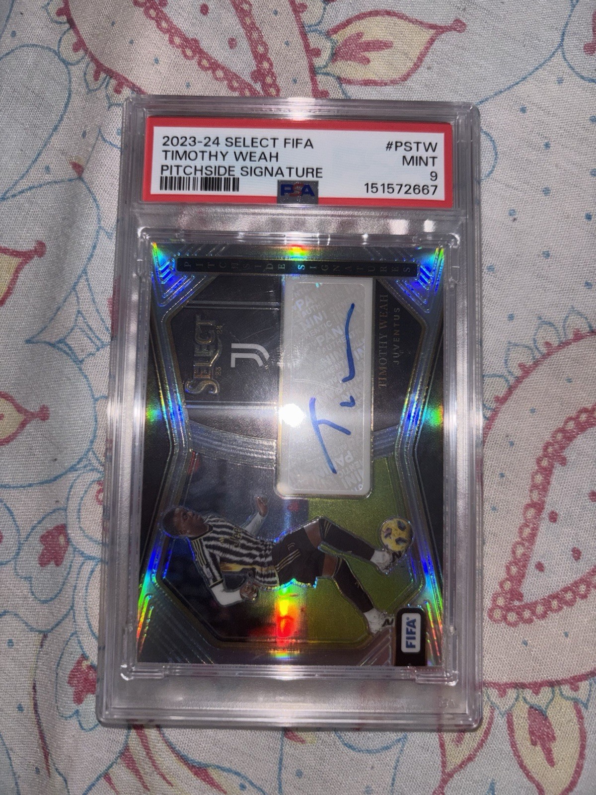 2023-2024 SELECT FIFA TIMOTHY WEAH PITCHSIDE SIGNATURE PSA 9 MINT