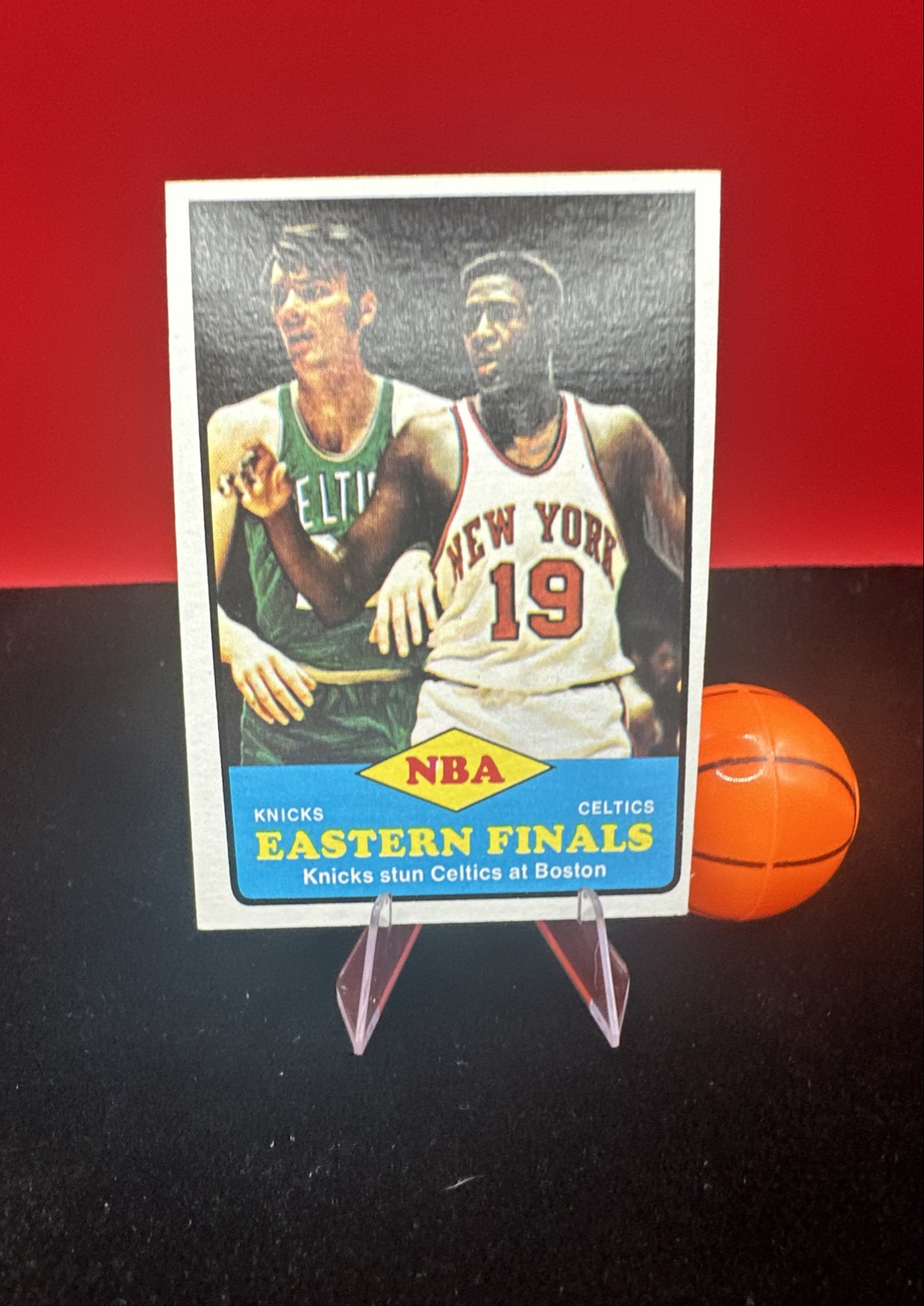 1973-74 Topps – NBA Eastern Finals Willis Reed, Hank Finkel #66