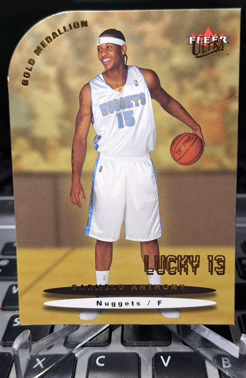 2003-04 Fleer Ultra – Lucky 13 Carmelo Anthony #173 Gold Medallion (RC)