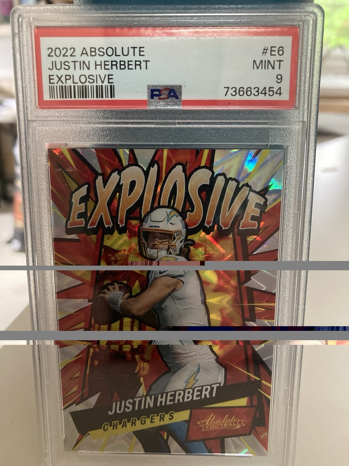 2022 Panini Absolute – Explosive Justin Herbert #E6