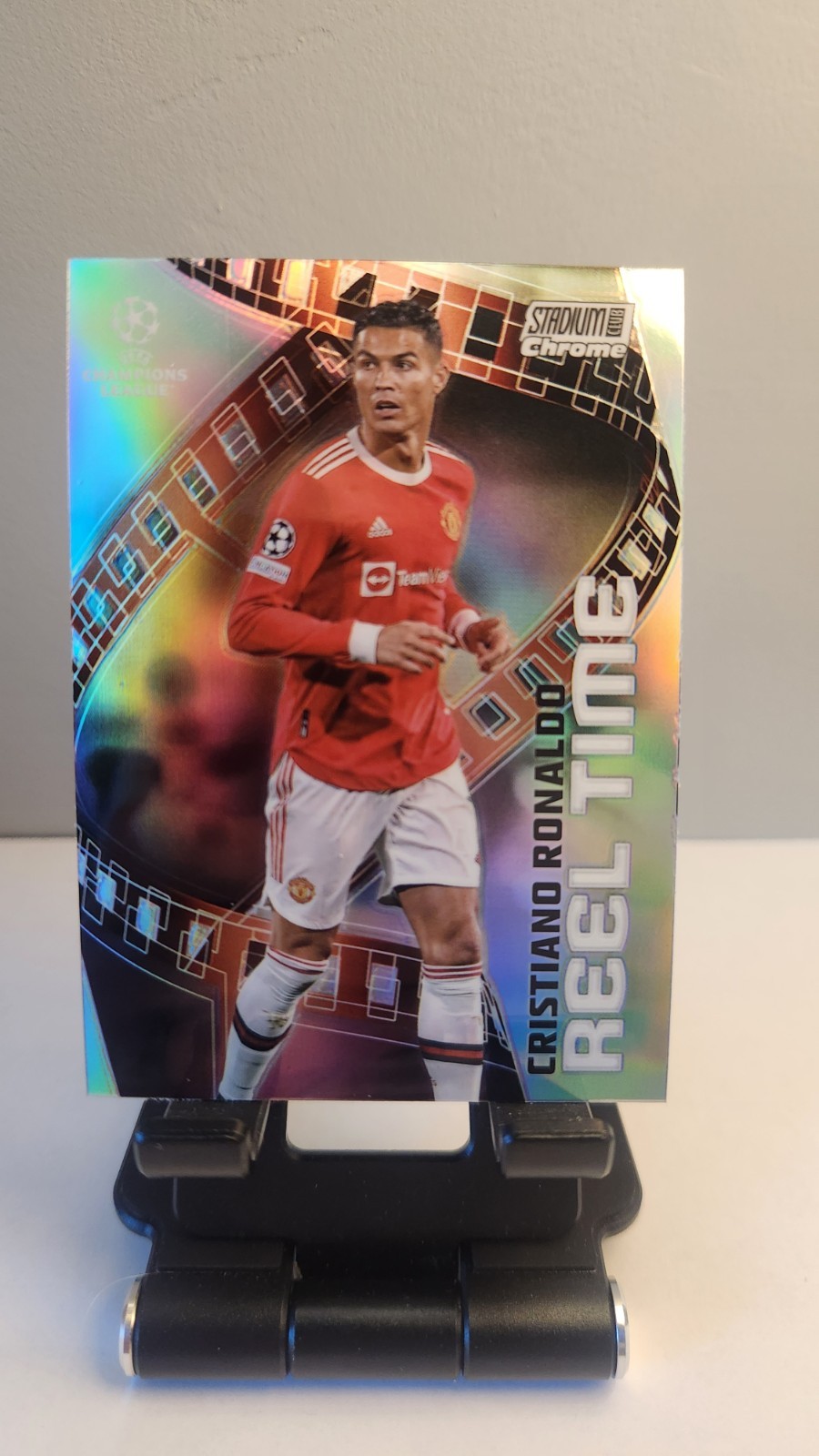 Cristiano Ronaldo 2021-22 Topps Stadium Club Chrome REEL TIME Insert RT-CR