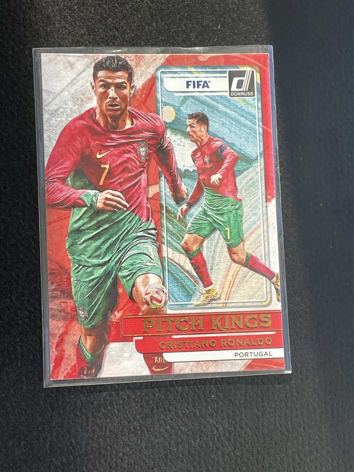 2022-23 Panini Donruss Soccer FIFA World Cup Cristiano Ronaldo Pitch Kings