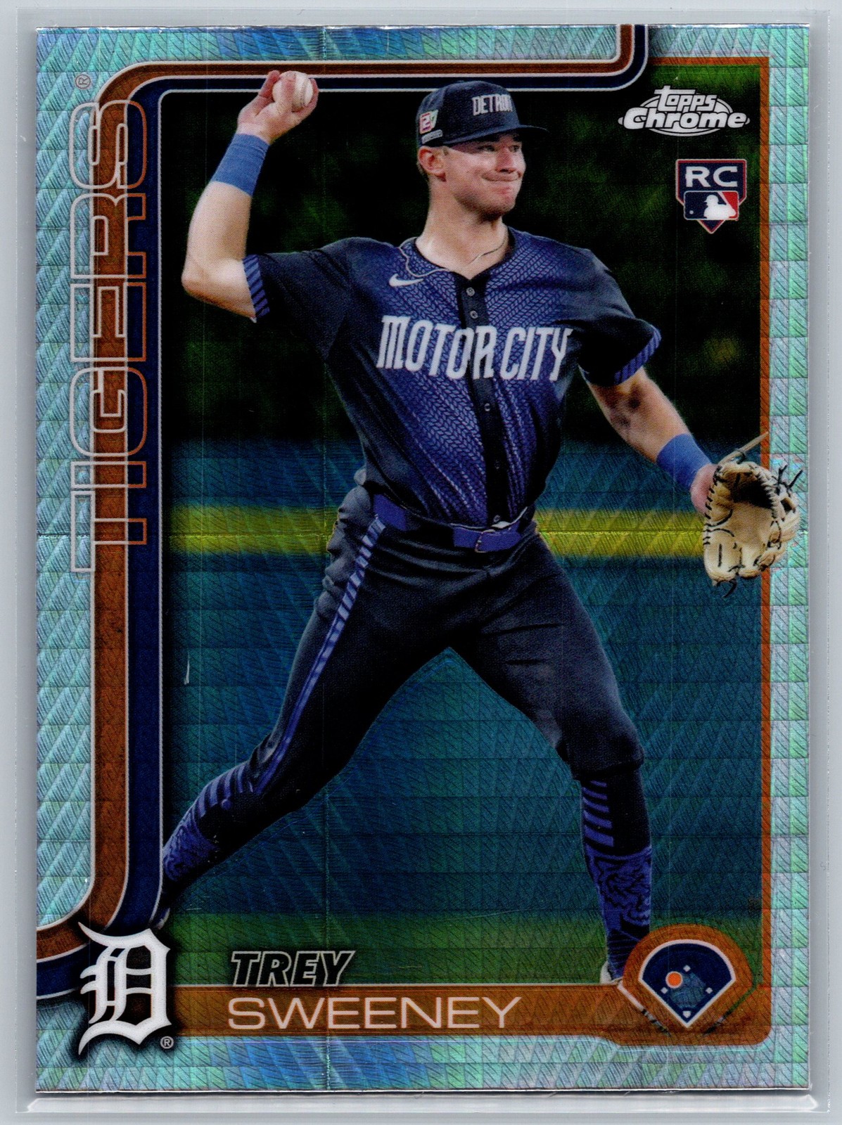 2025 Topps Chrome #6 Trey Sweeney Prism Refractors