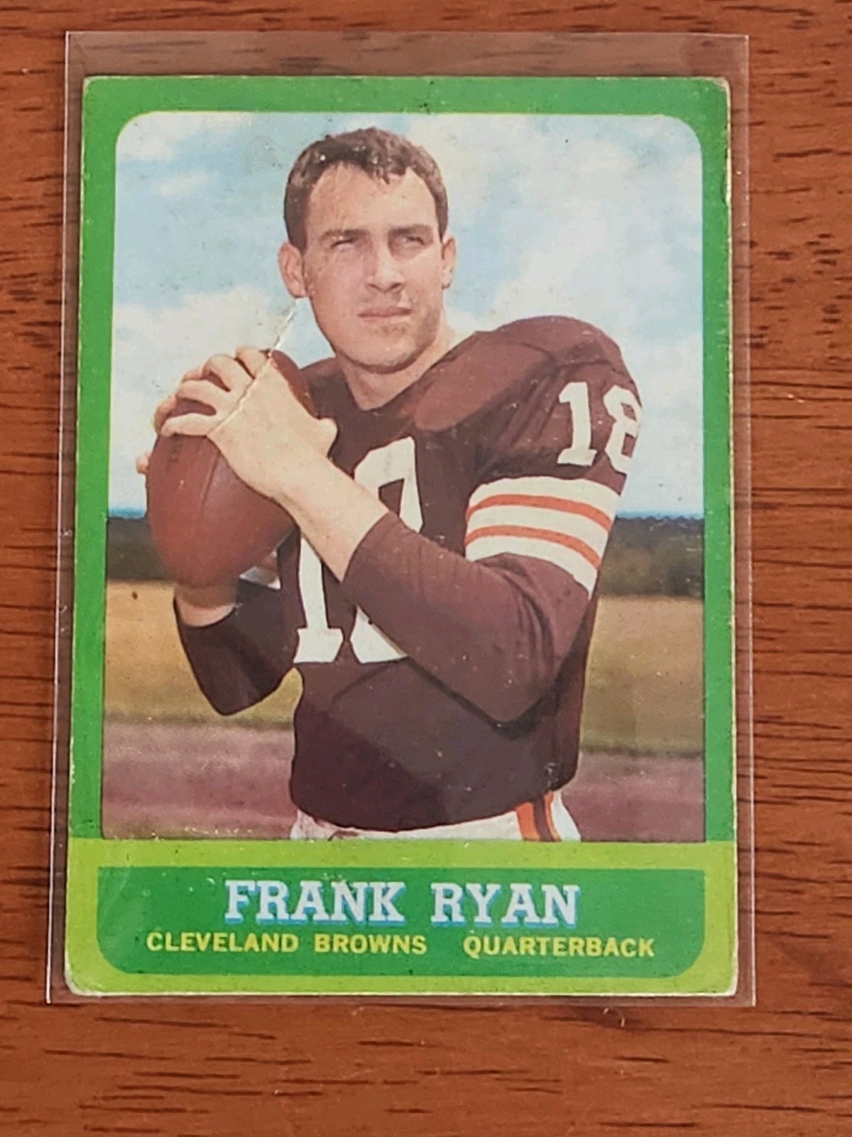 1963 Topps Football Frank Ryan #13 VG (crease)