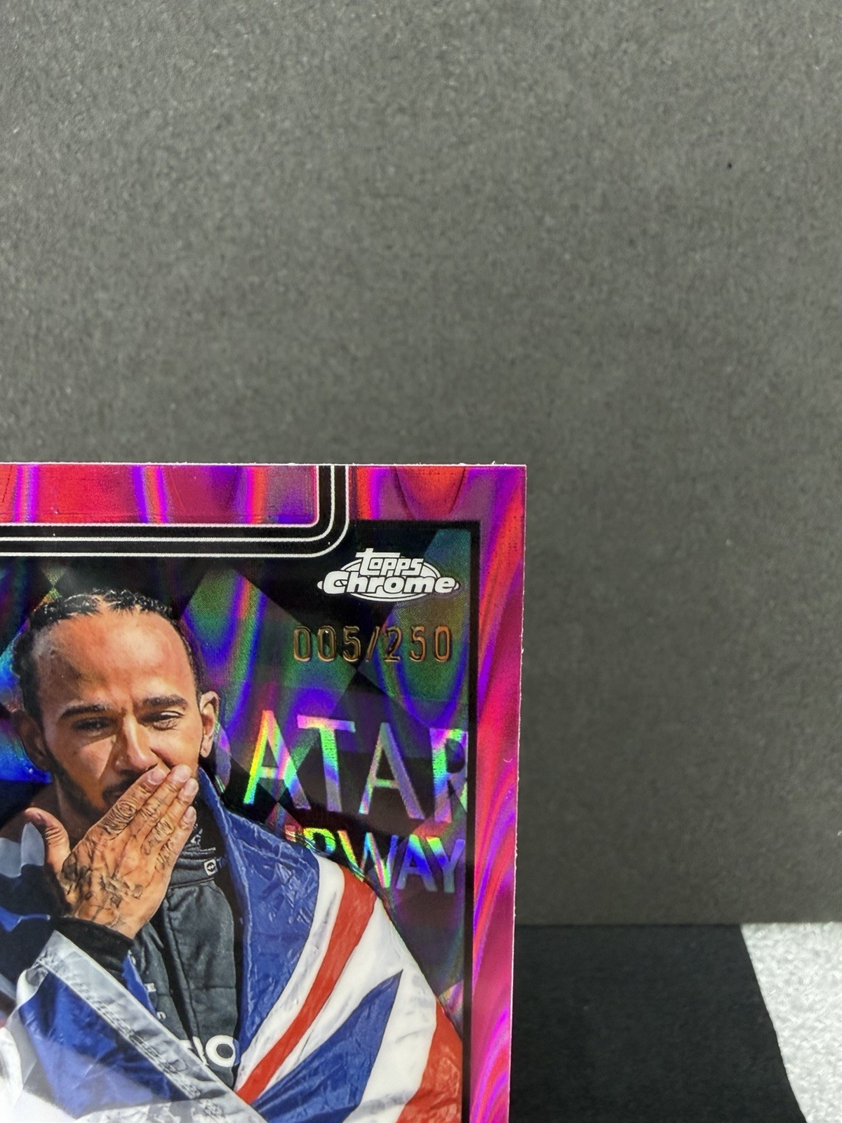 2025 Topps Chrome Formula 1 #133 Lewis Hamilton Pink RayWave Refractor #/250