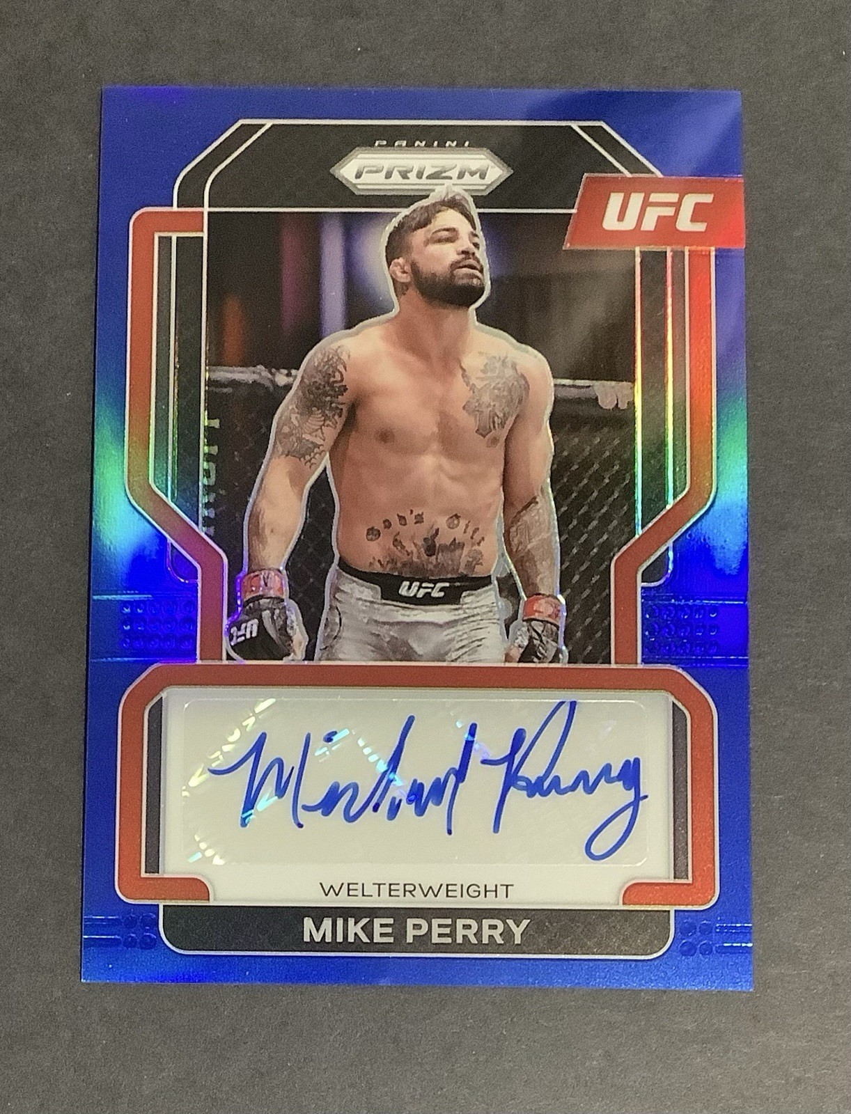 2022 Panini Prizm UFC Mike Perry Blue Prizm Auto #37/49