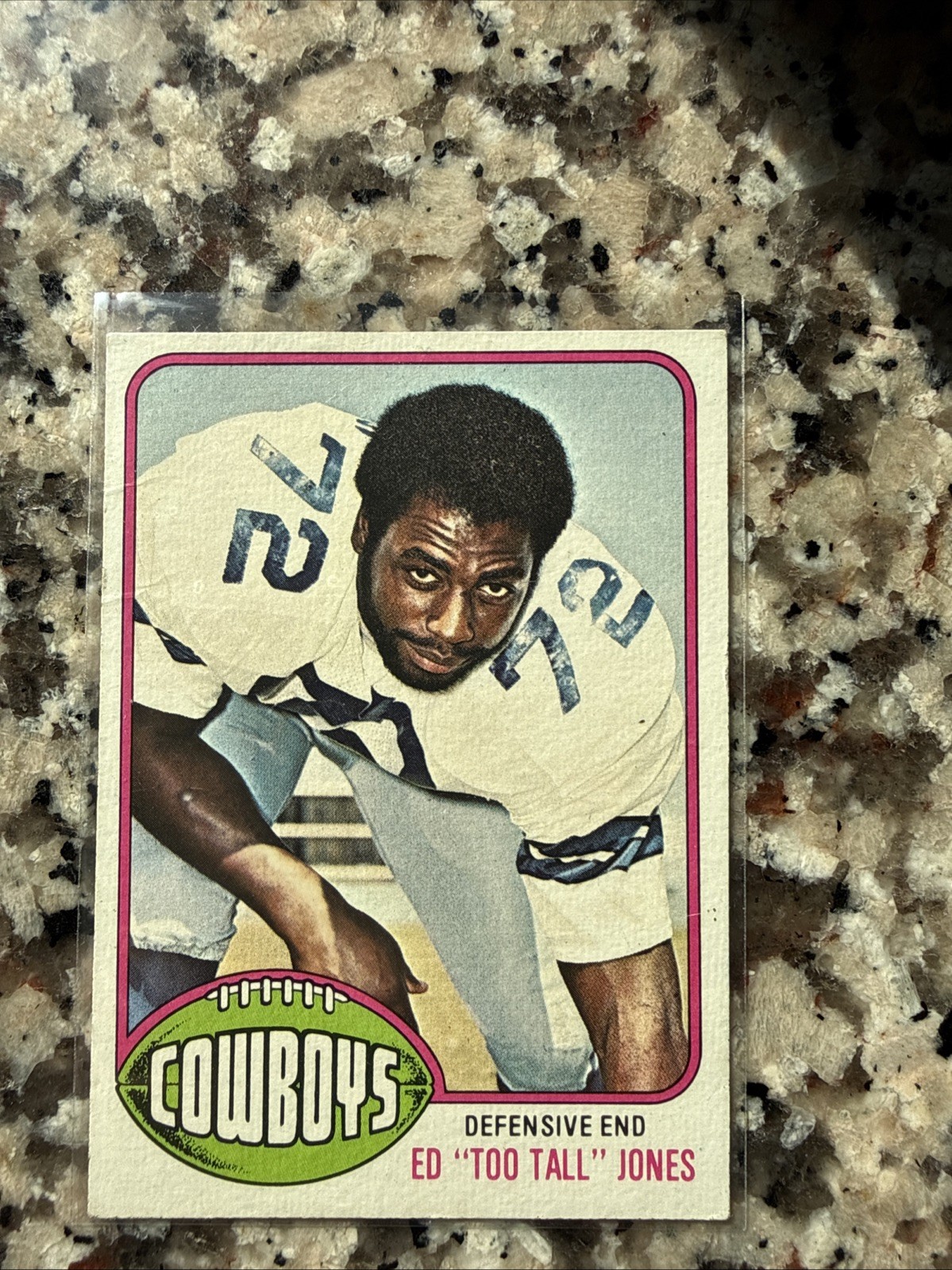 1976 Topps – Ed “Too Tall” Jones #427 (RC)