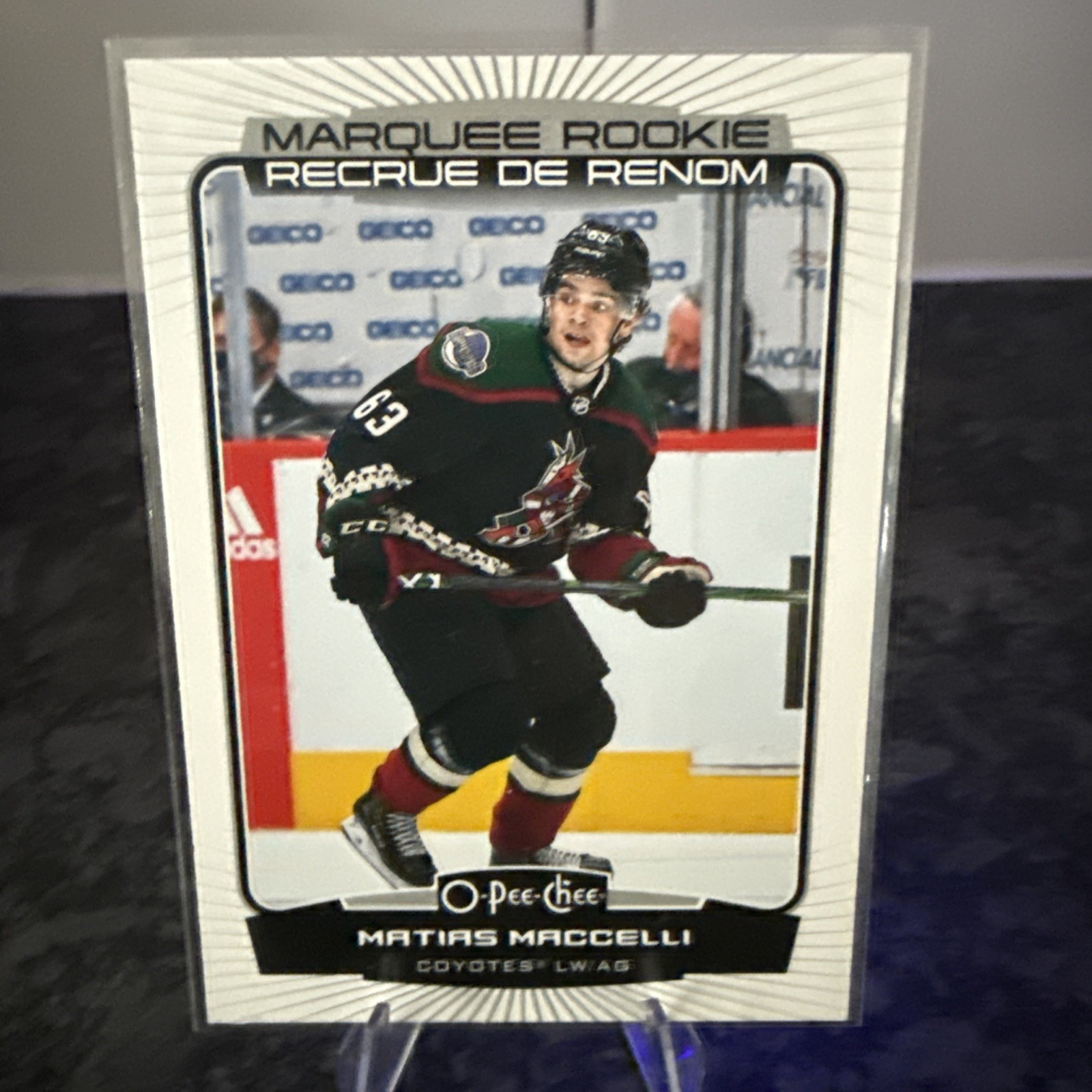 2022-23 O-Pee-Chee – Marquee Rookie Matias Maccelli #555 (RC)