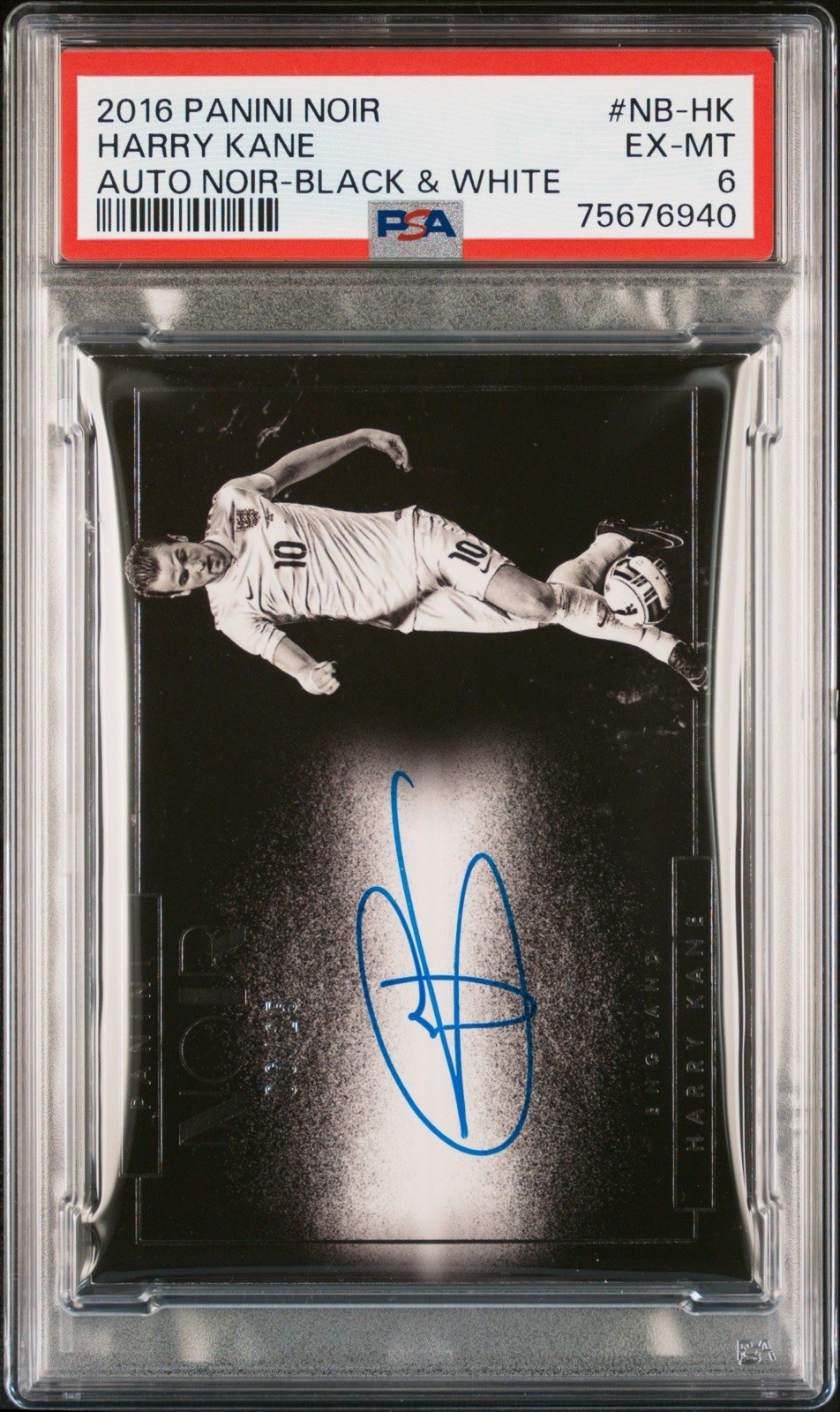 2016-17 Panini Noir Harry Kane England Country Signatures /25 On Card Auto PSA