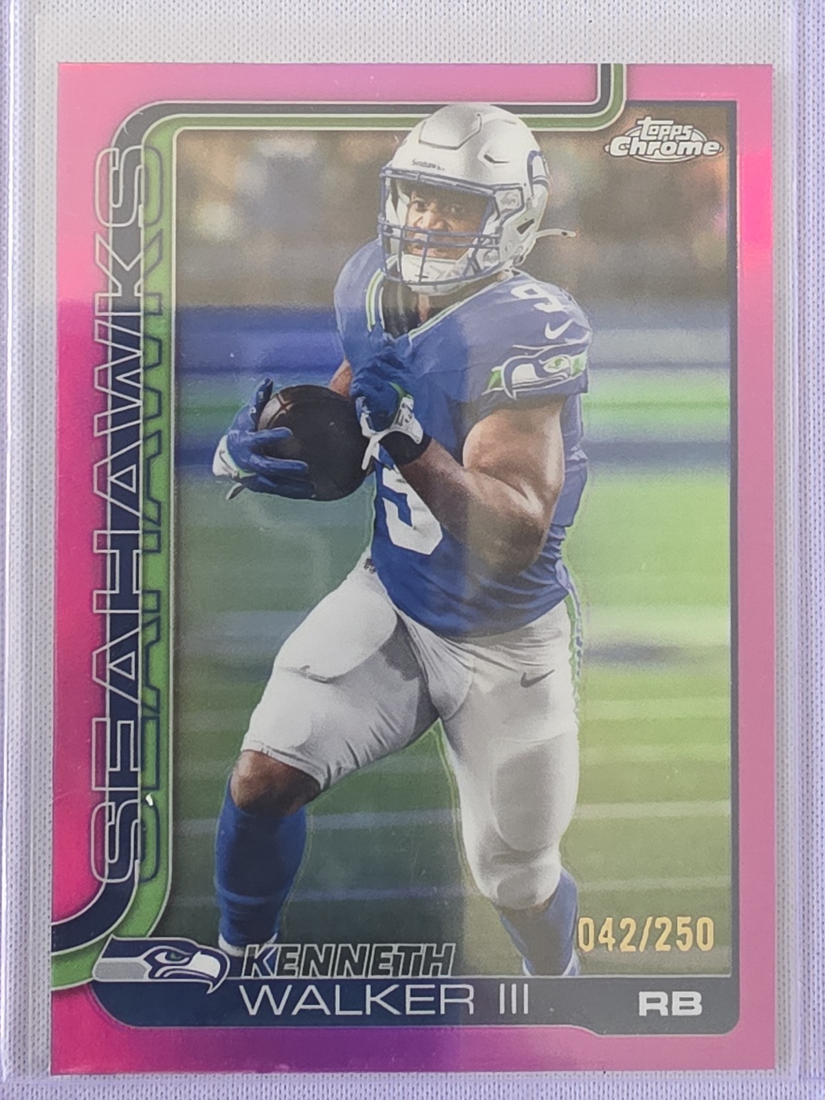 2025 Topps Chrome #276 Kenneth Walker III Pink Refractor #/250