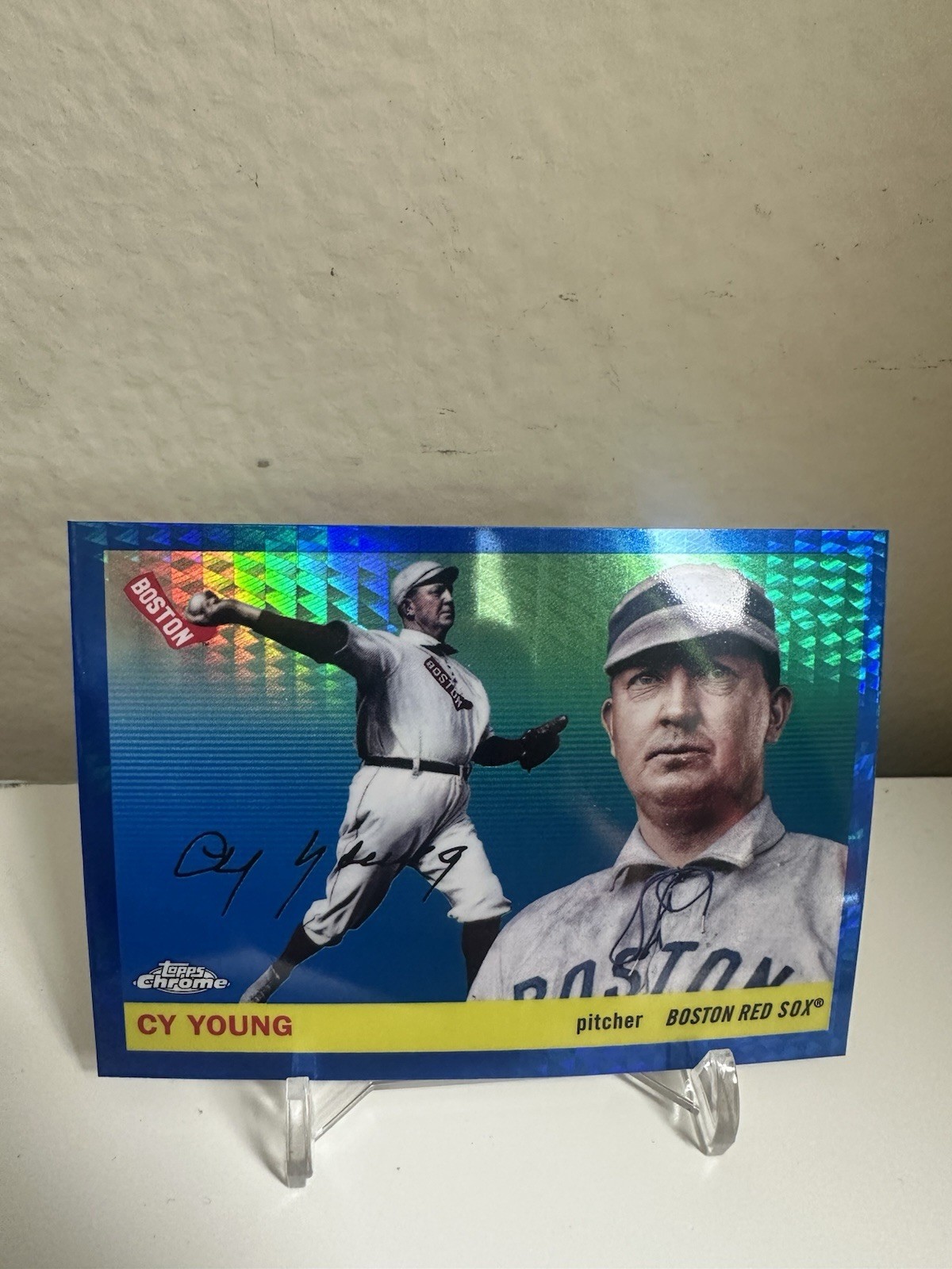 Topps 2025 Topps Chrome Cy Young Boston Red Sox #251 Blue Prism Refractor