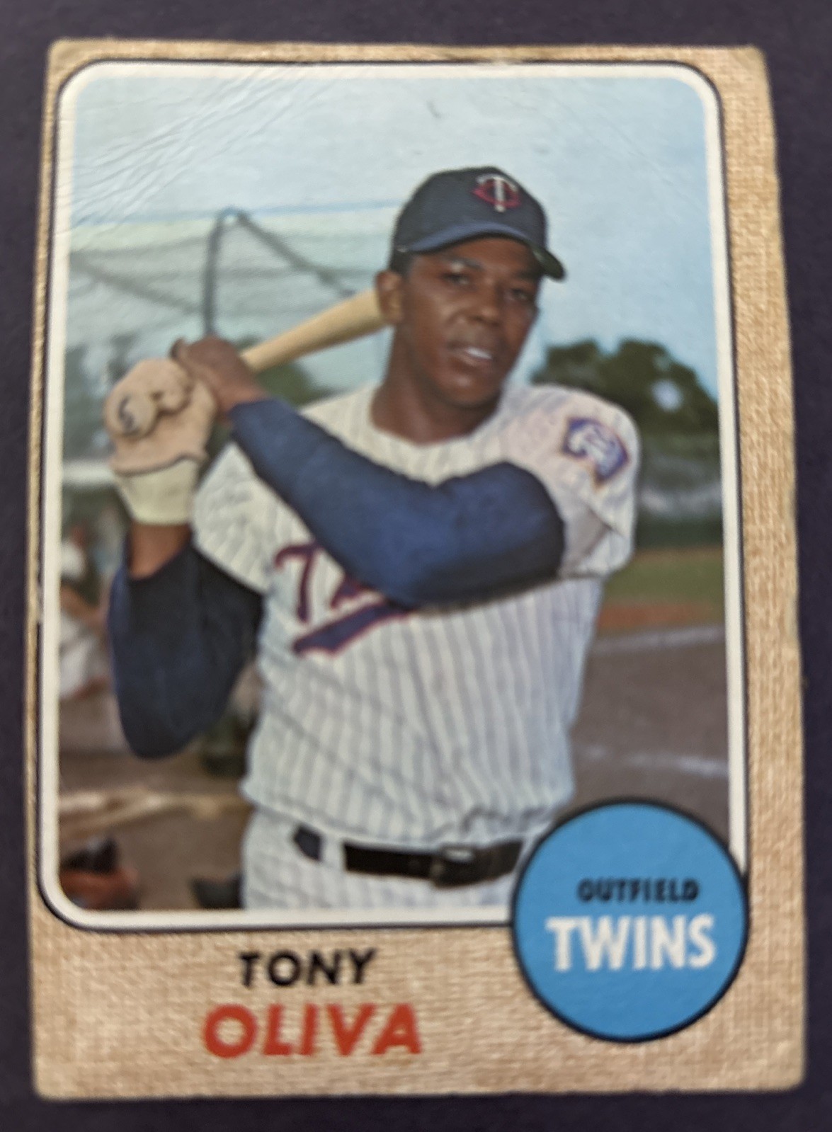 Tony Oliva 1968 Topps #165 Minnesota Twins Vintage Baseball Caed (Light Creases)