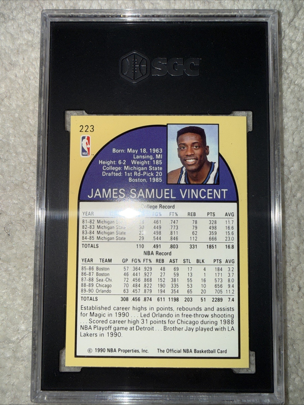 1990-91 NBA Hoops – Sam Vincent #223 (Michael Jordan Wearing #12) SGC 8.5