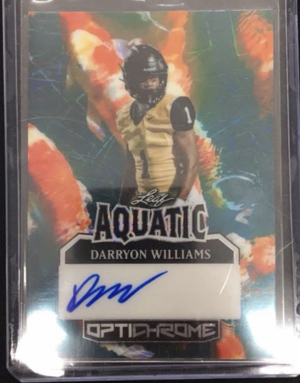 Leaf Optichrome Aquatic Autographed Darryon Williams Football Card