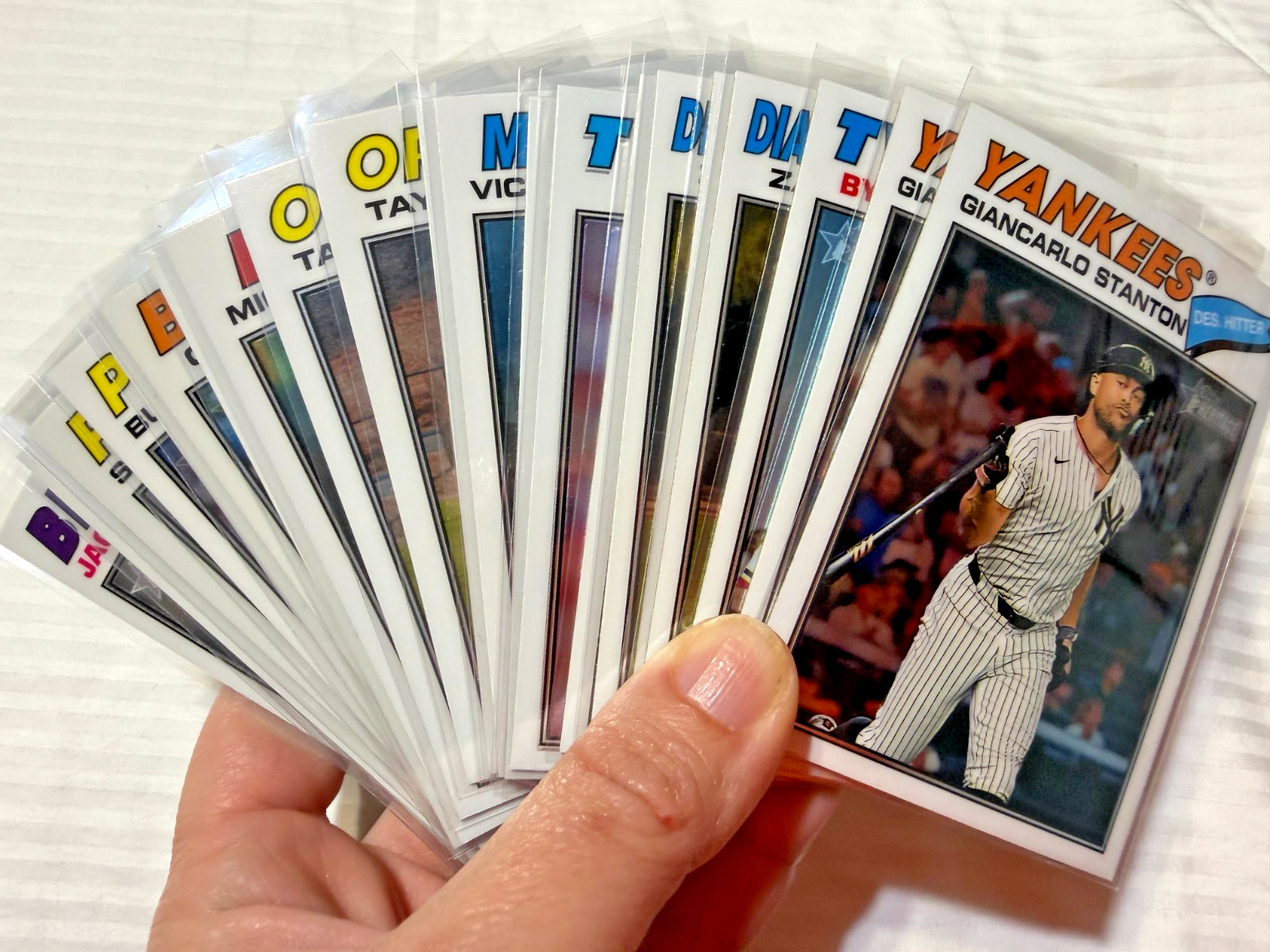 2026 Topps Heritage – White Chrome #1-200 – Pick your Card