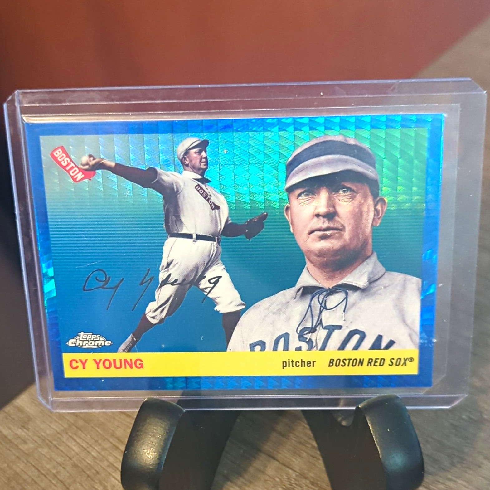 Topps Chrome 2005 Cy Young Boston Red Sox #251 Refractor Parallel