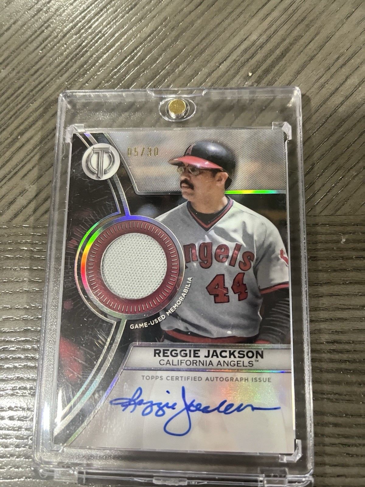 2025 Topps Tribute Tribute to Threads Autograph Relics Reggie Jackson #TTTARJ