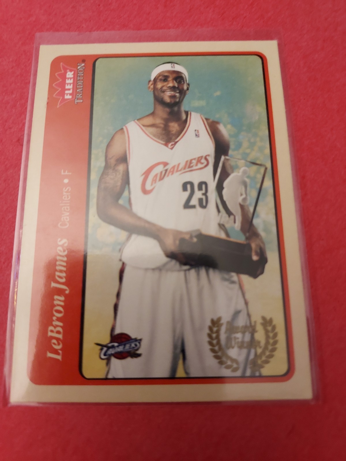 2004-05 Lebron James 2nd Year Fleer Tradition Cavs Lakers #210