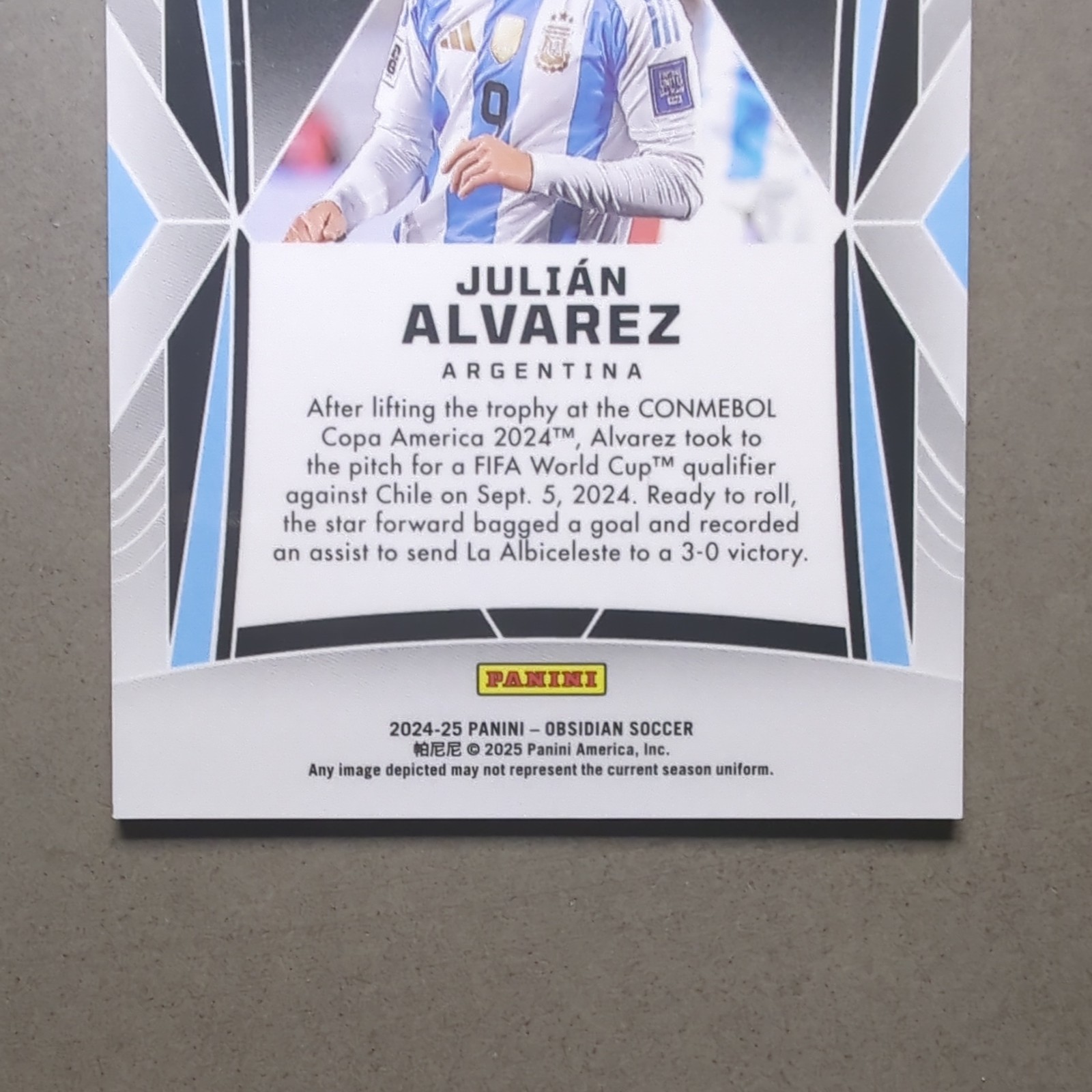 Julian Alvarez 2024-25 Panini Obsidian Electric Etch Green #3/5 #73 Argentina