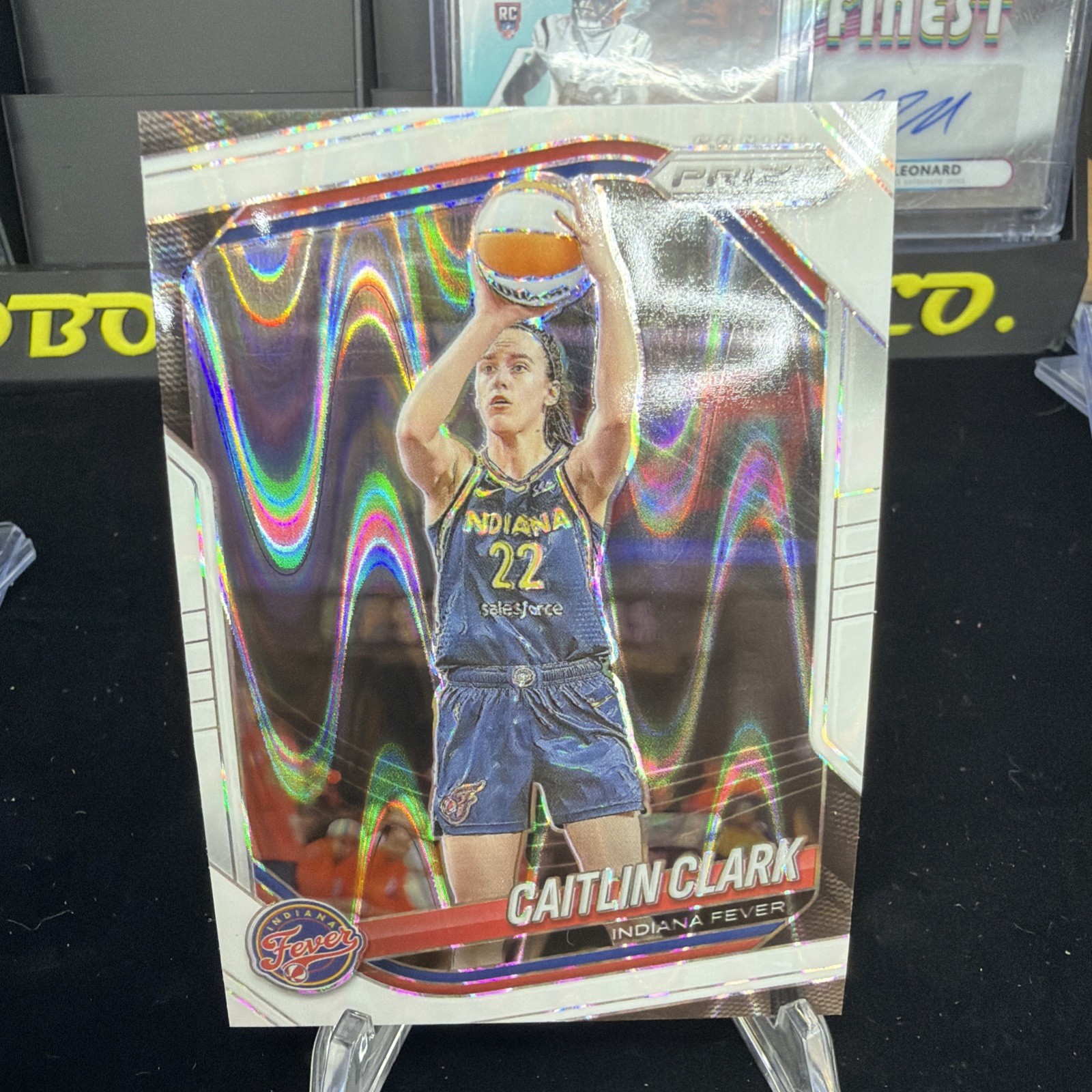 2025 Panini Prizm WNBA – Caitlin Clark #22 White Seismic Prizm